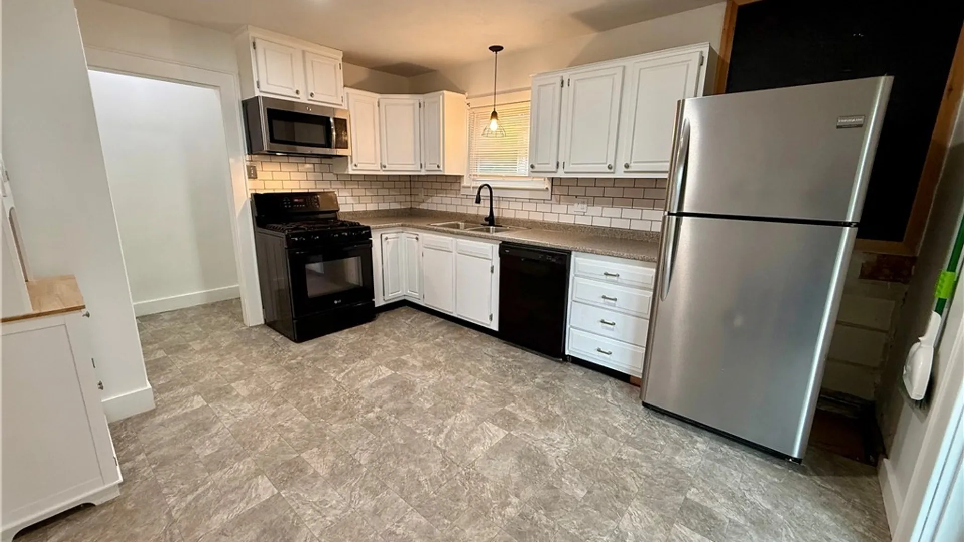 Property at 202 Danbury Drive, Camillus, NY 13219 21