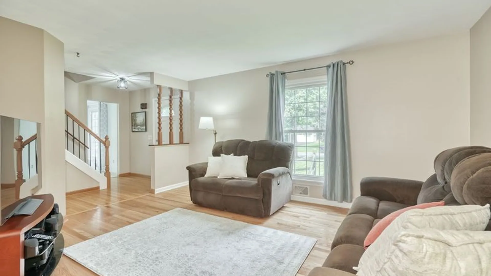 Property at 745 Eastwood Cir Circle, Webster, NY 14580 3