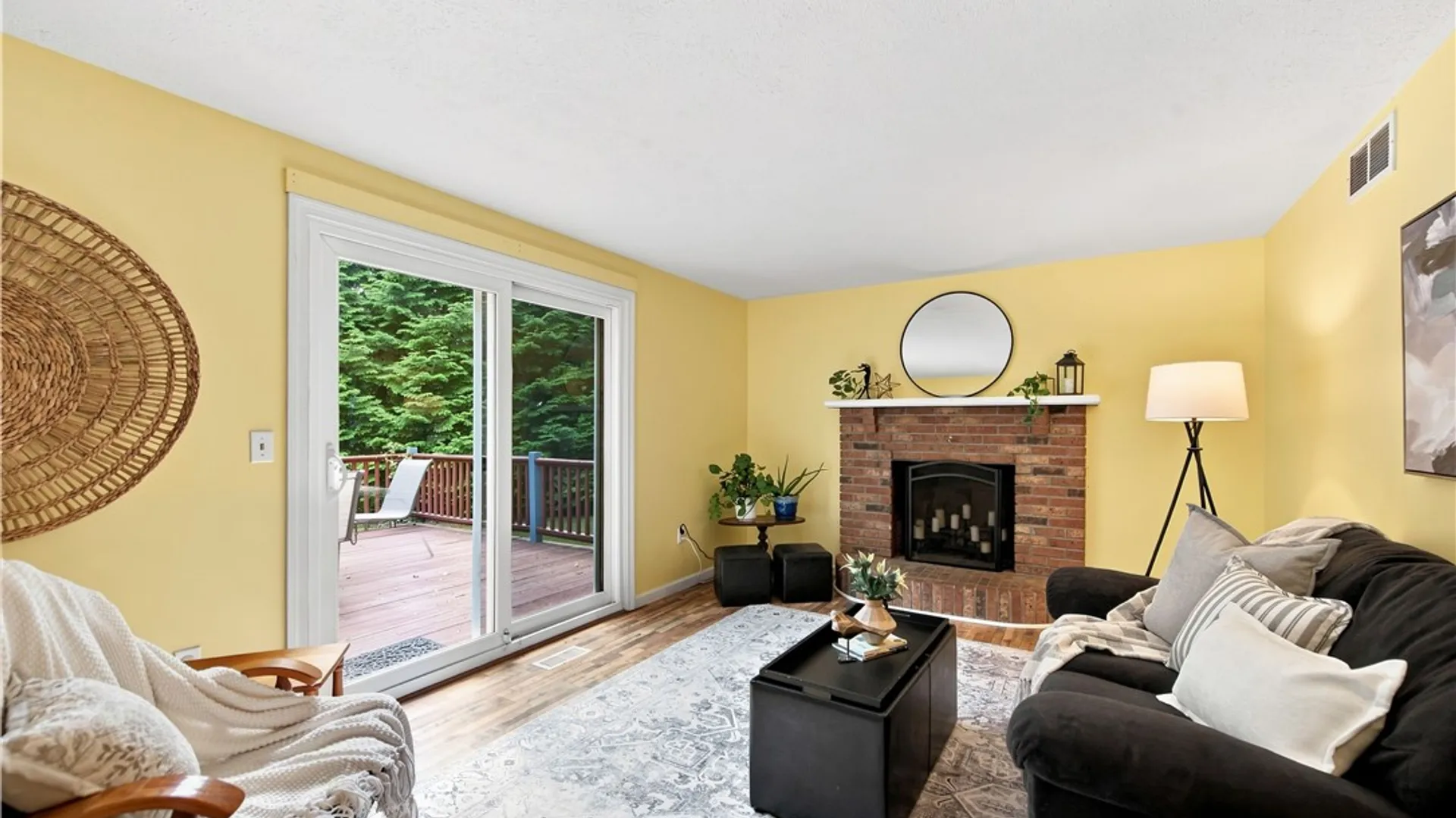 Property at 1107 Nestwood Lane, Webster, NY 14580 20