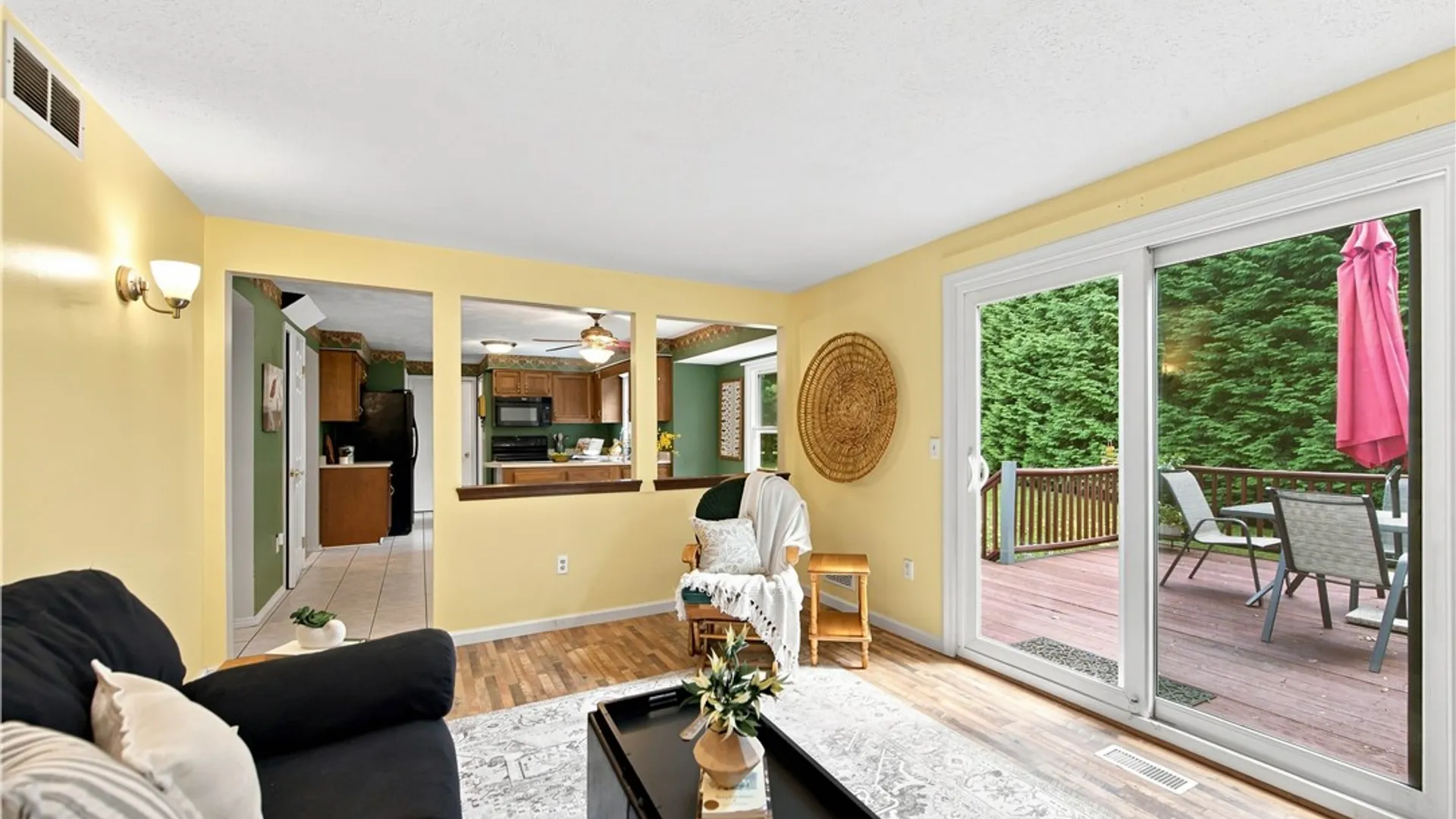 Property at 1107 Nestwood Lane, Webster, NY 14580 22