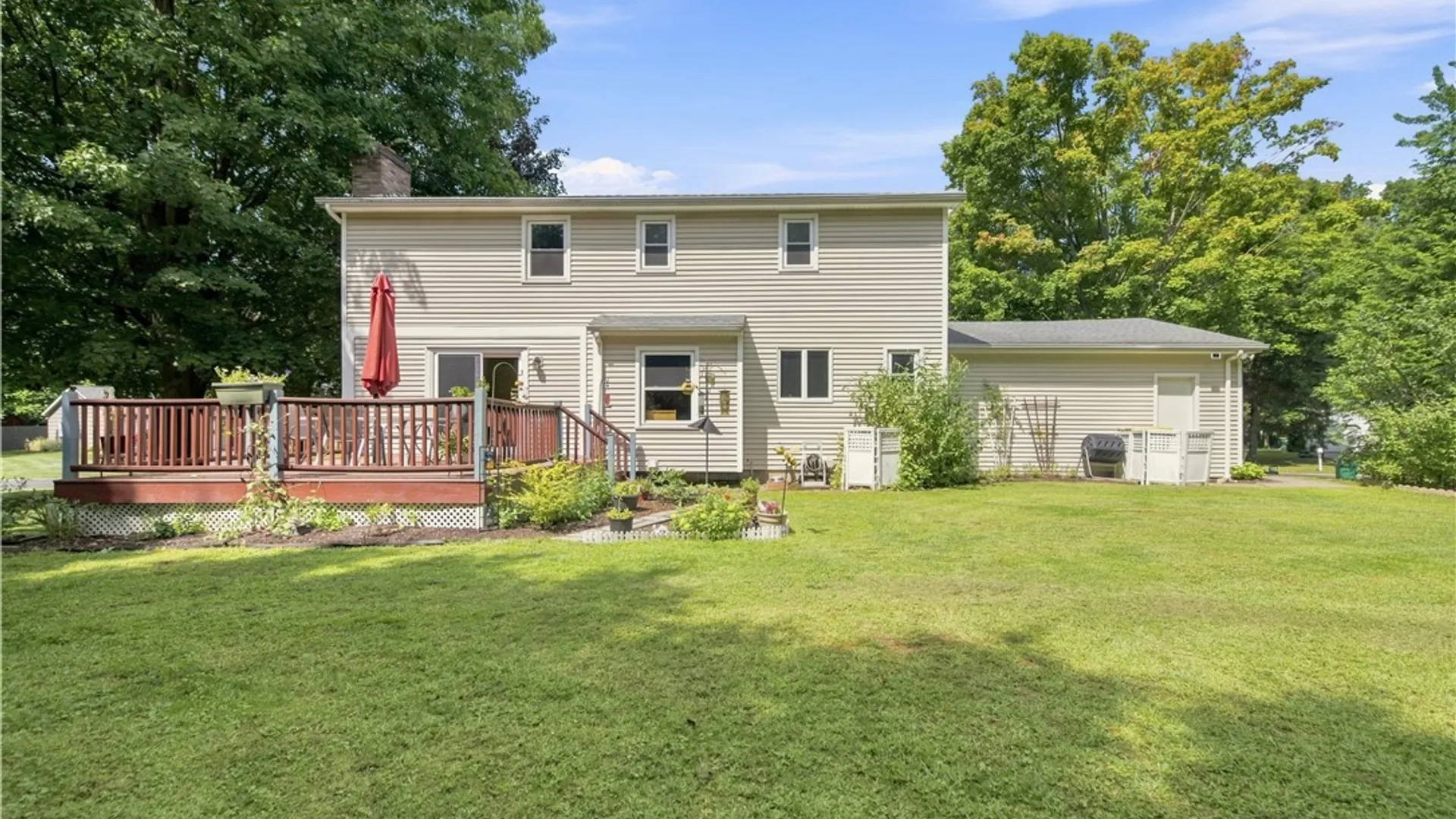 Property at 1107 Nestwood Lane, Webster, NY 14580 40