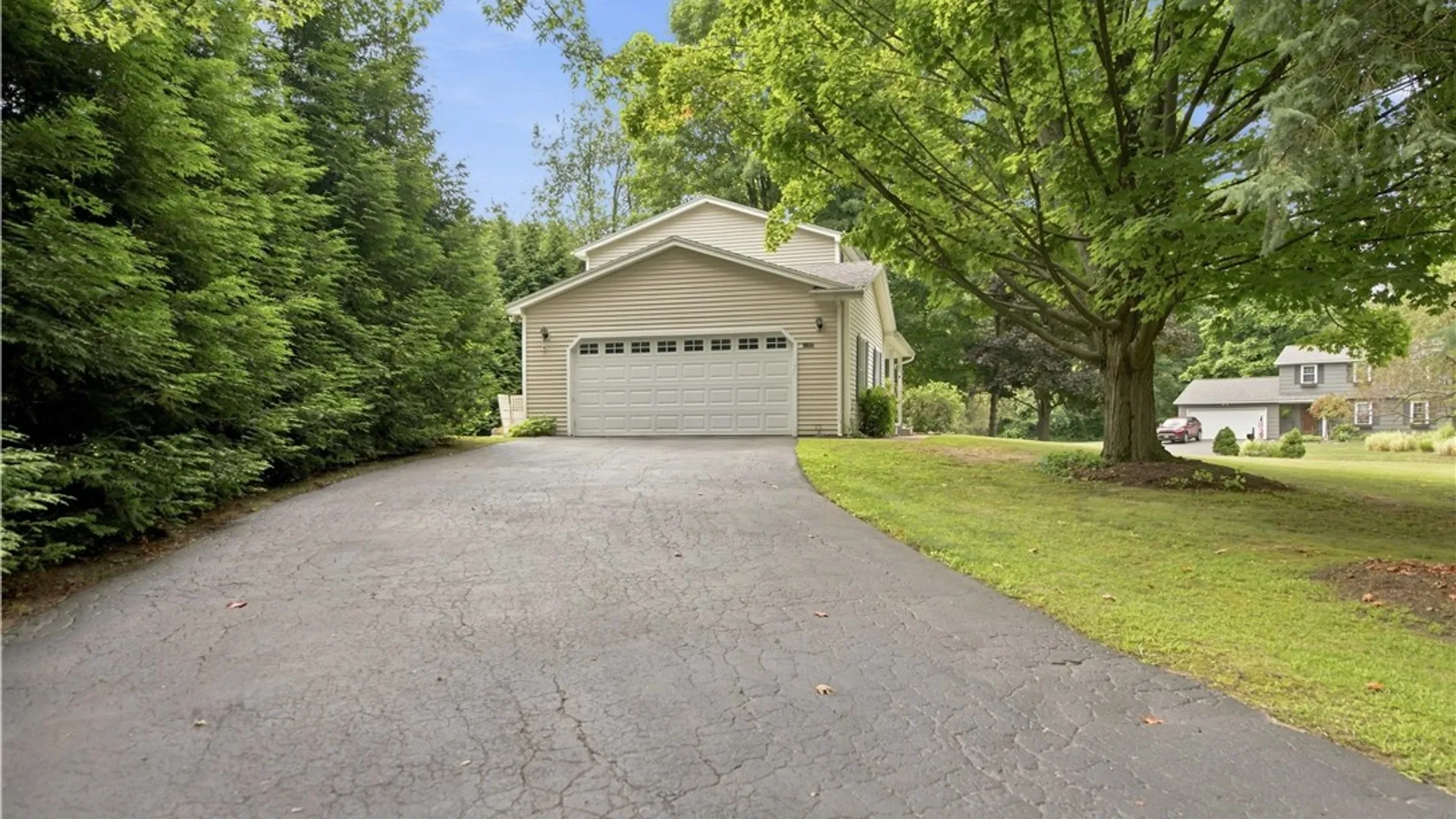 Property at 1107 Nestwood Lane, Webster, NY 14580 5