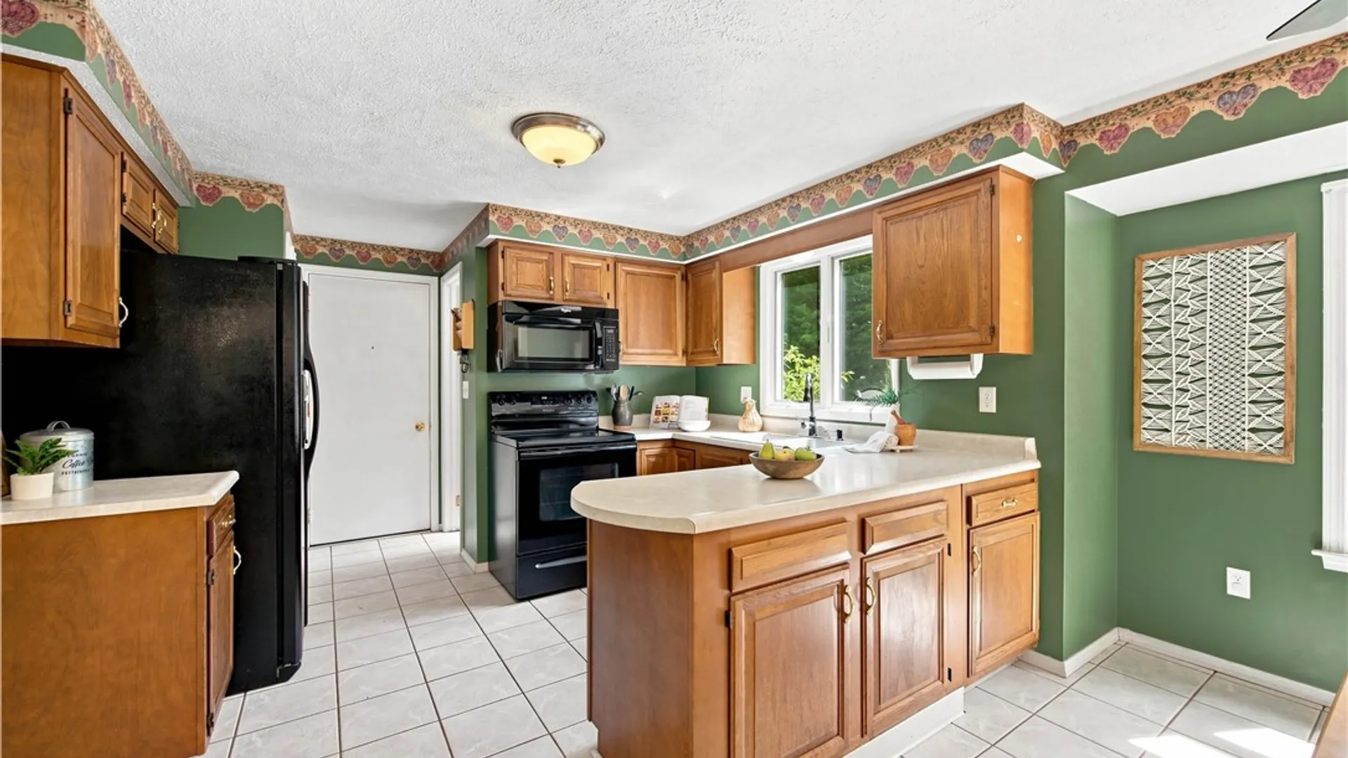 Property at 1107 Nestwood Lane, Webster, NY 14580 12