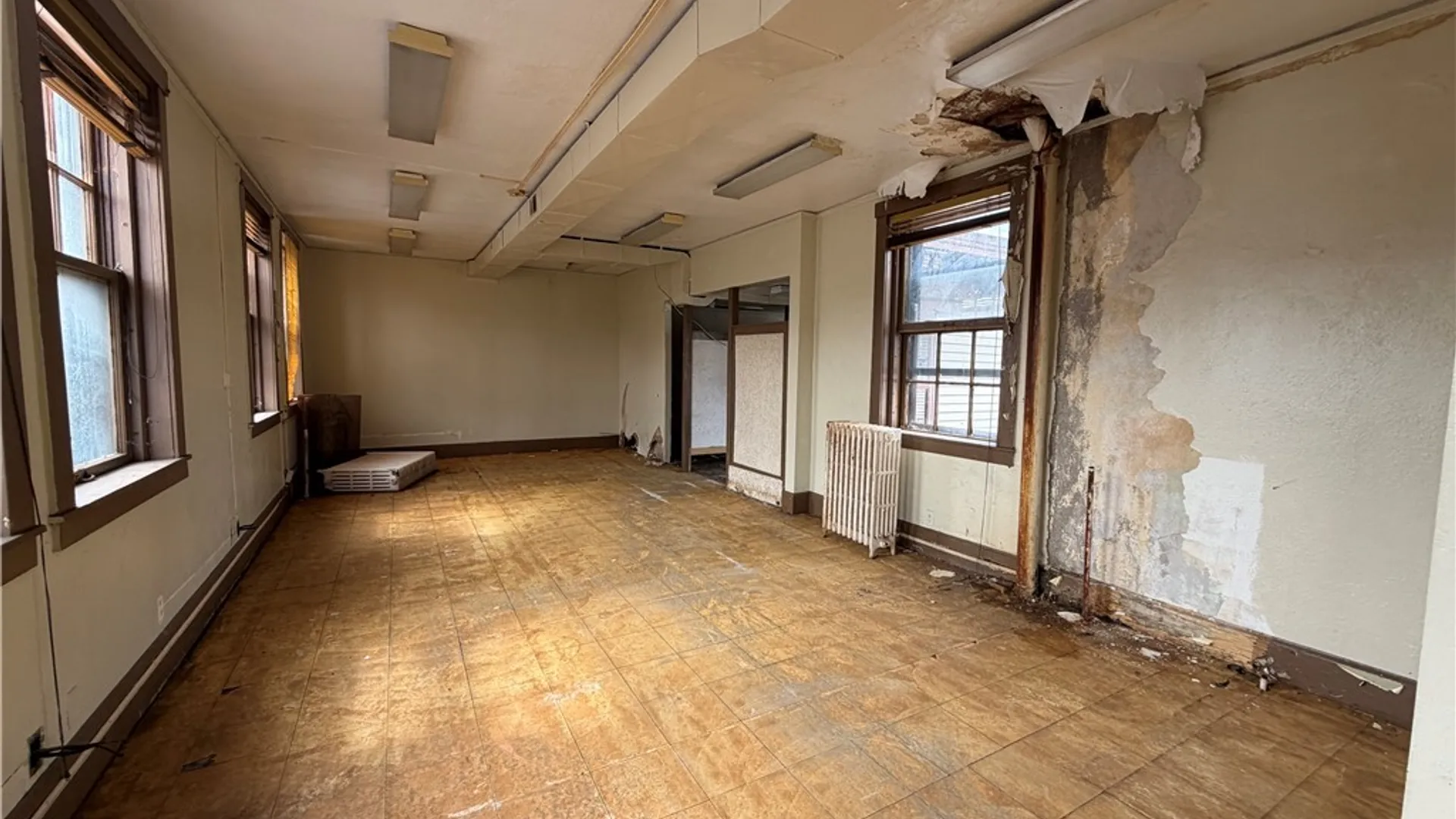 Property at 400-404-408 Court Street, Utica, NY 13502 19