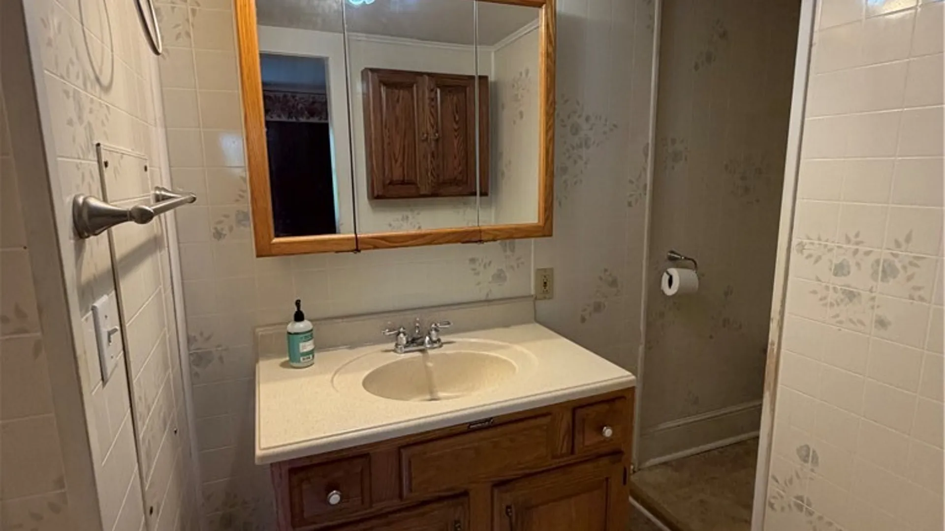 Property at 6 Holmes Avenue, New Berlin, NY 13411 17