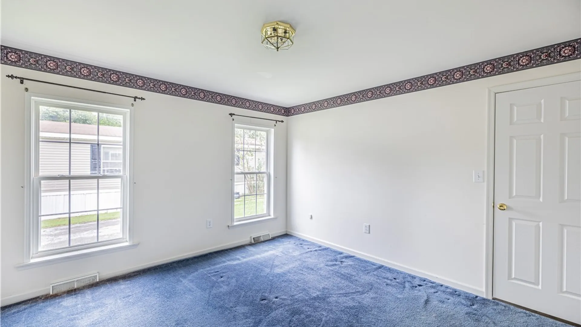 Property at 6385 Kims Drive, Victor, NY 14564 16