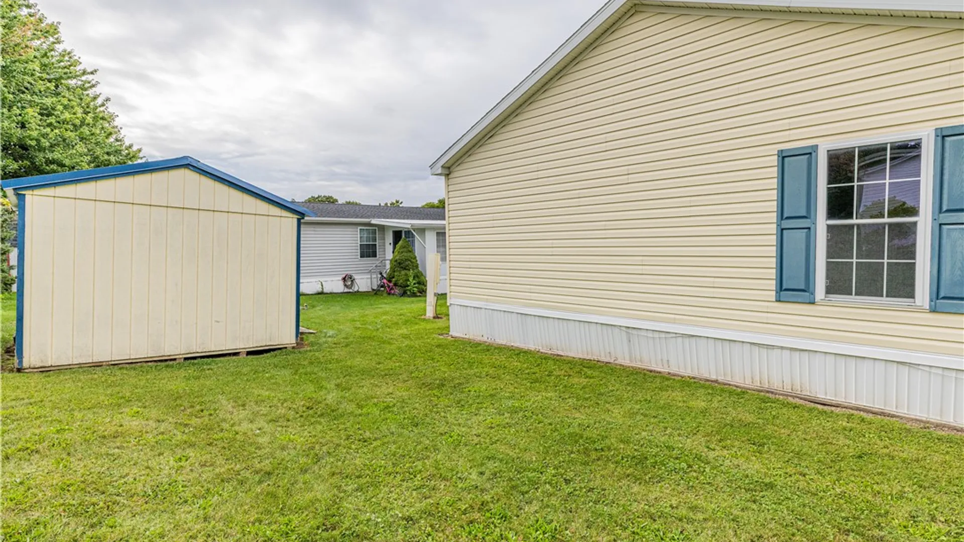 Property at 6385 Kims Drive, Victor, NY 14564 25