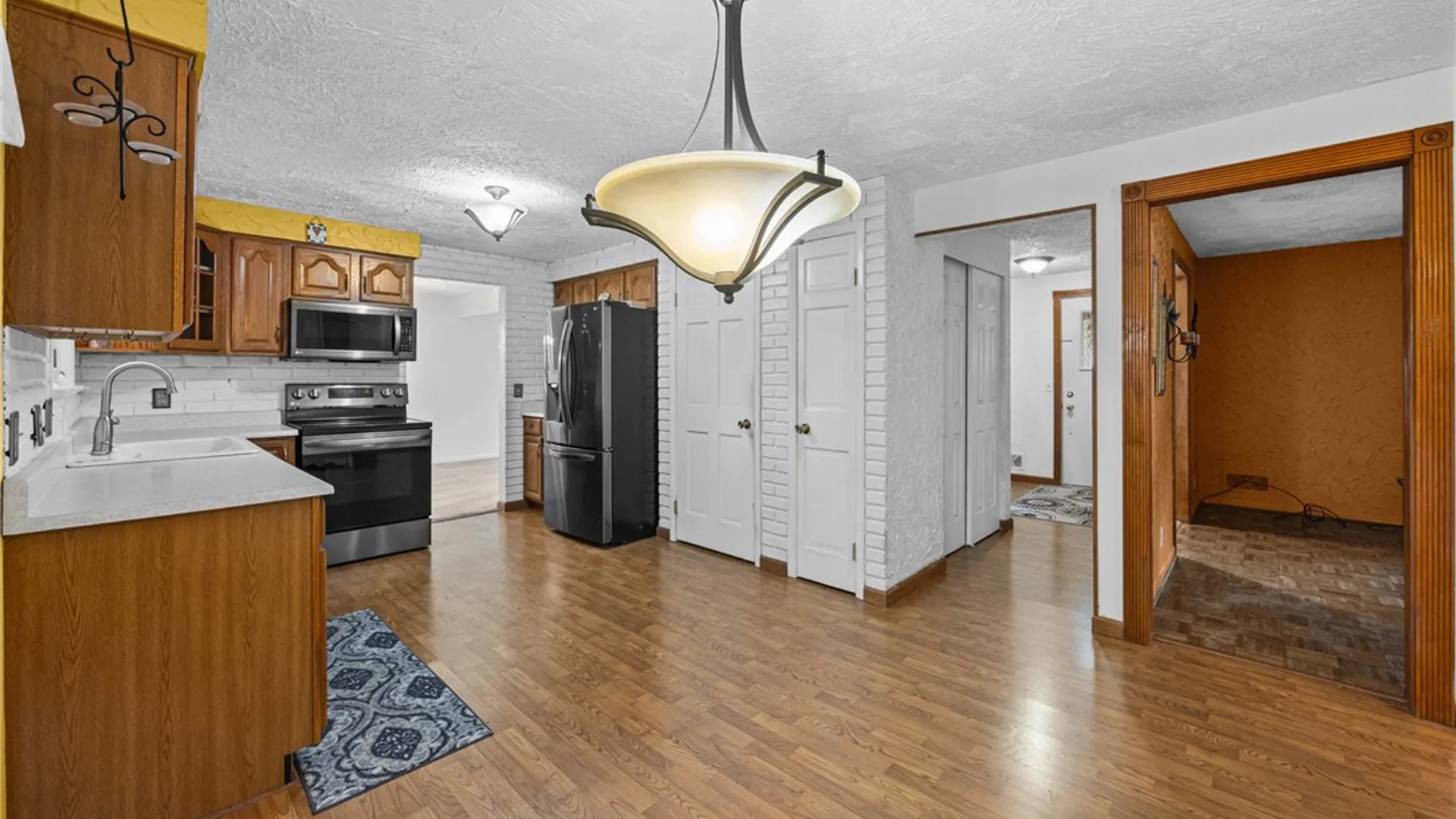 Property at 529 Vintage Lane, Greece, NY 14615 7