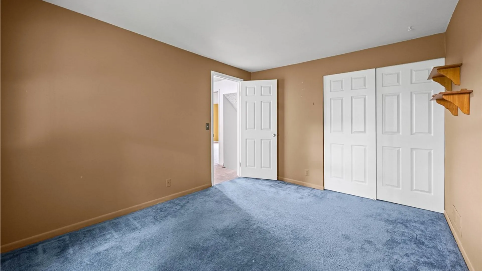 Property at 529 Vintage Lane, Greece, NY 14615 20