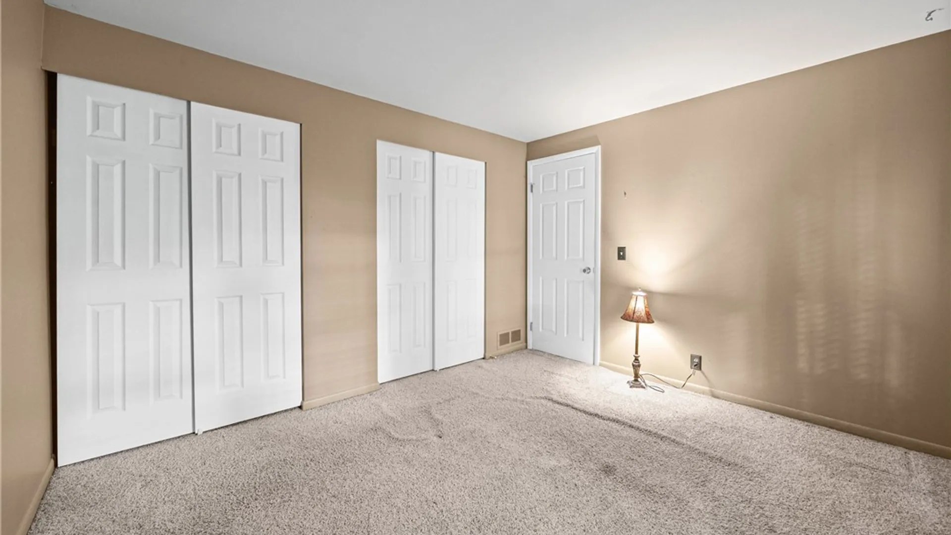 Property at 529 Vintage Lane, Greece, NY 14615 22