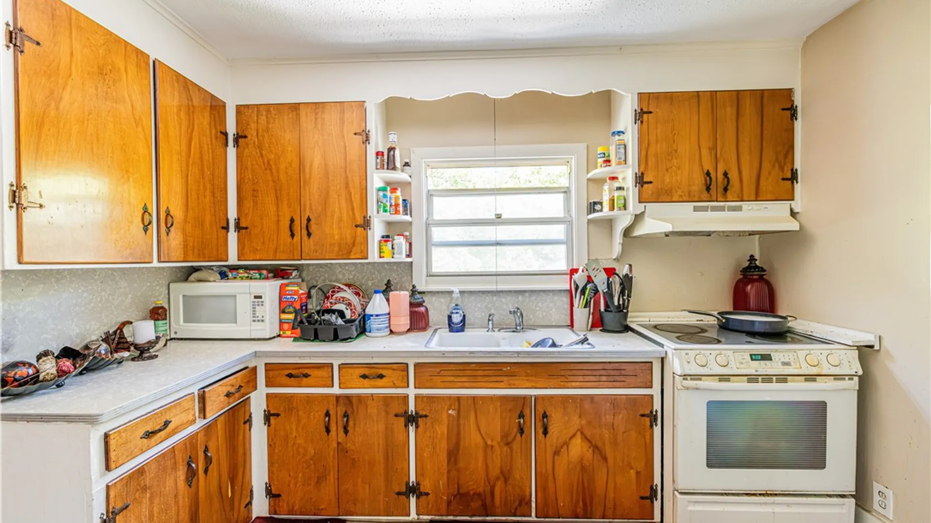 Property at 1474 N Goodman Street, Rochester, NY 14609 11