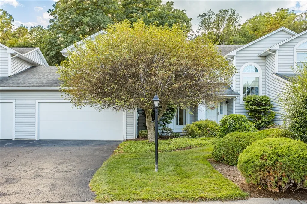 Property at 23 Cedarview, Perinton, NY 14450