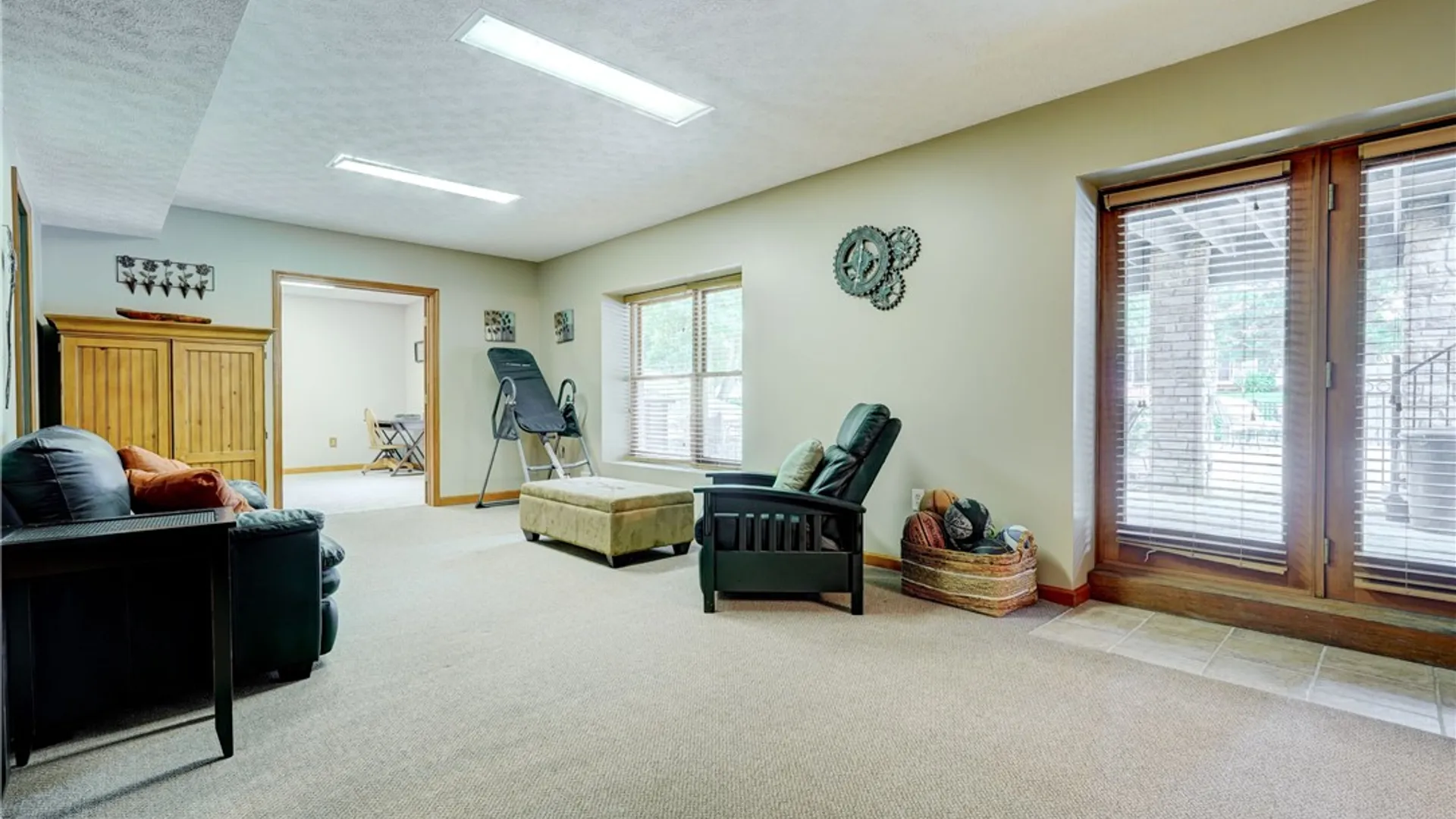 Property at 77 Cobblefield Way, Henrietta, NY 14534 42