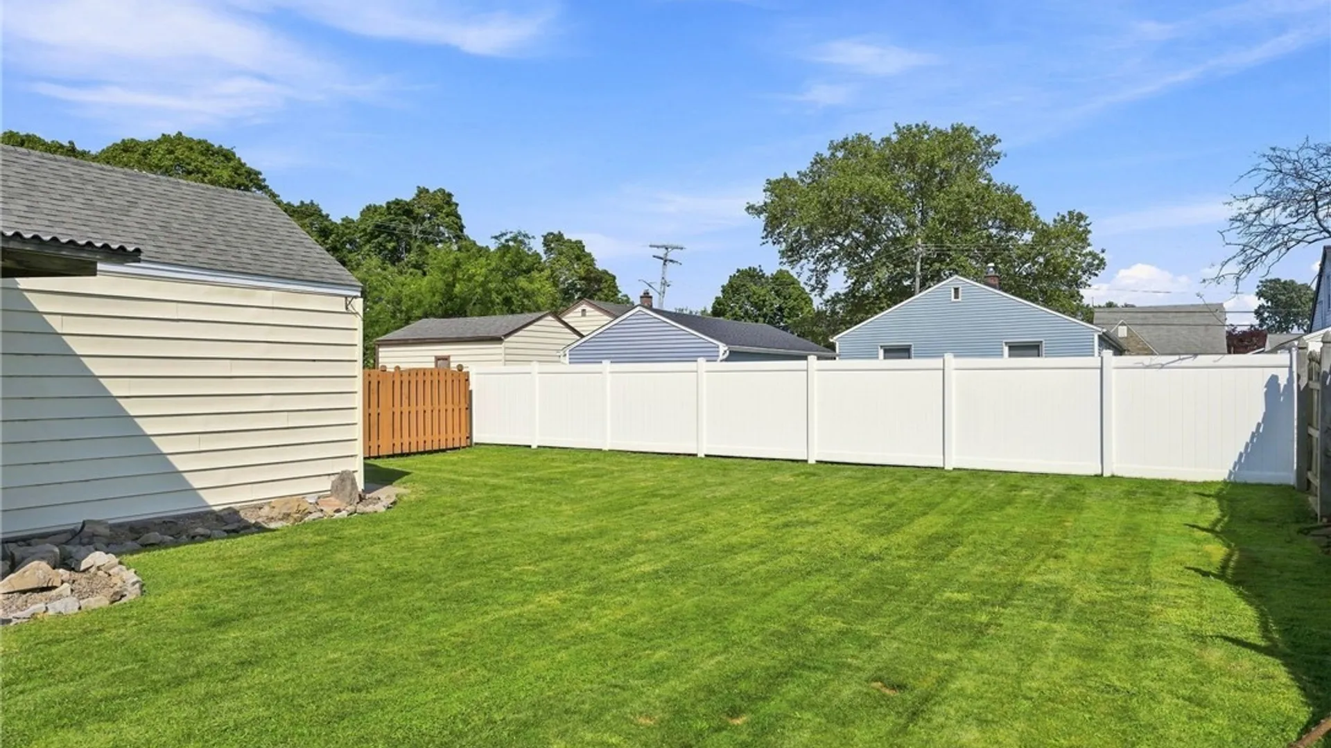 Property at 263 68th Street, Niagara Falls, NY 14304 5
