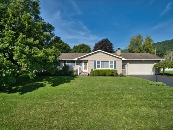 Property at 9 Flint Road, Big Flats, NY 14845