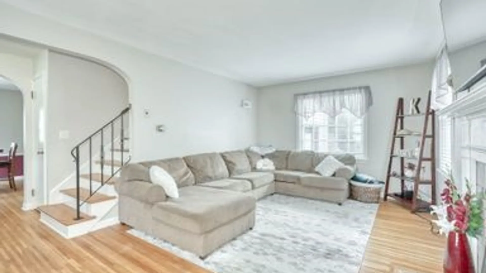 Property at 55 Eastbourne Road, Irondequoit, NY 14617 4