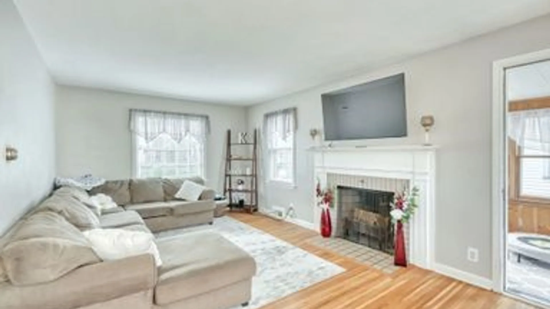 Property at 55 Eastbourne Road, Irondequoit, NY 14617 5