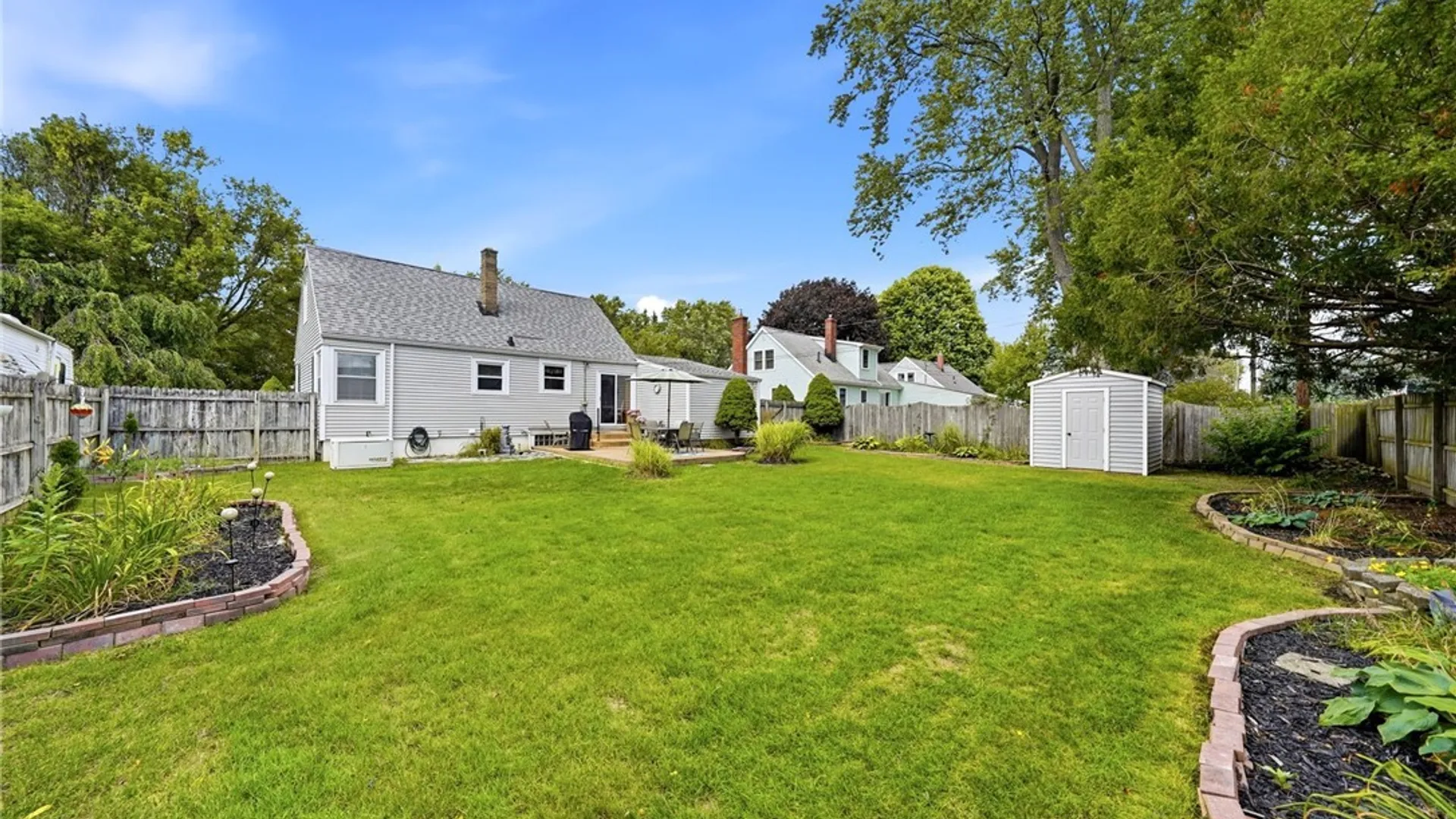 Property at 151 Cloverside Drive, West Seneca, NY 14224 3