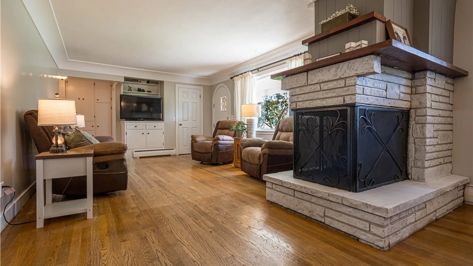 Property at 118 Canada Street, Holland, NY 14080 7