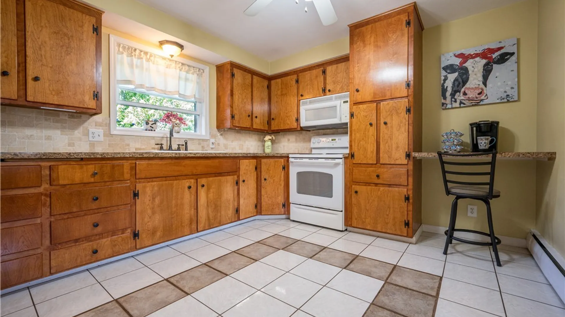 Property at 118 Canada Street, Holland, NY 14080 14