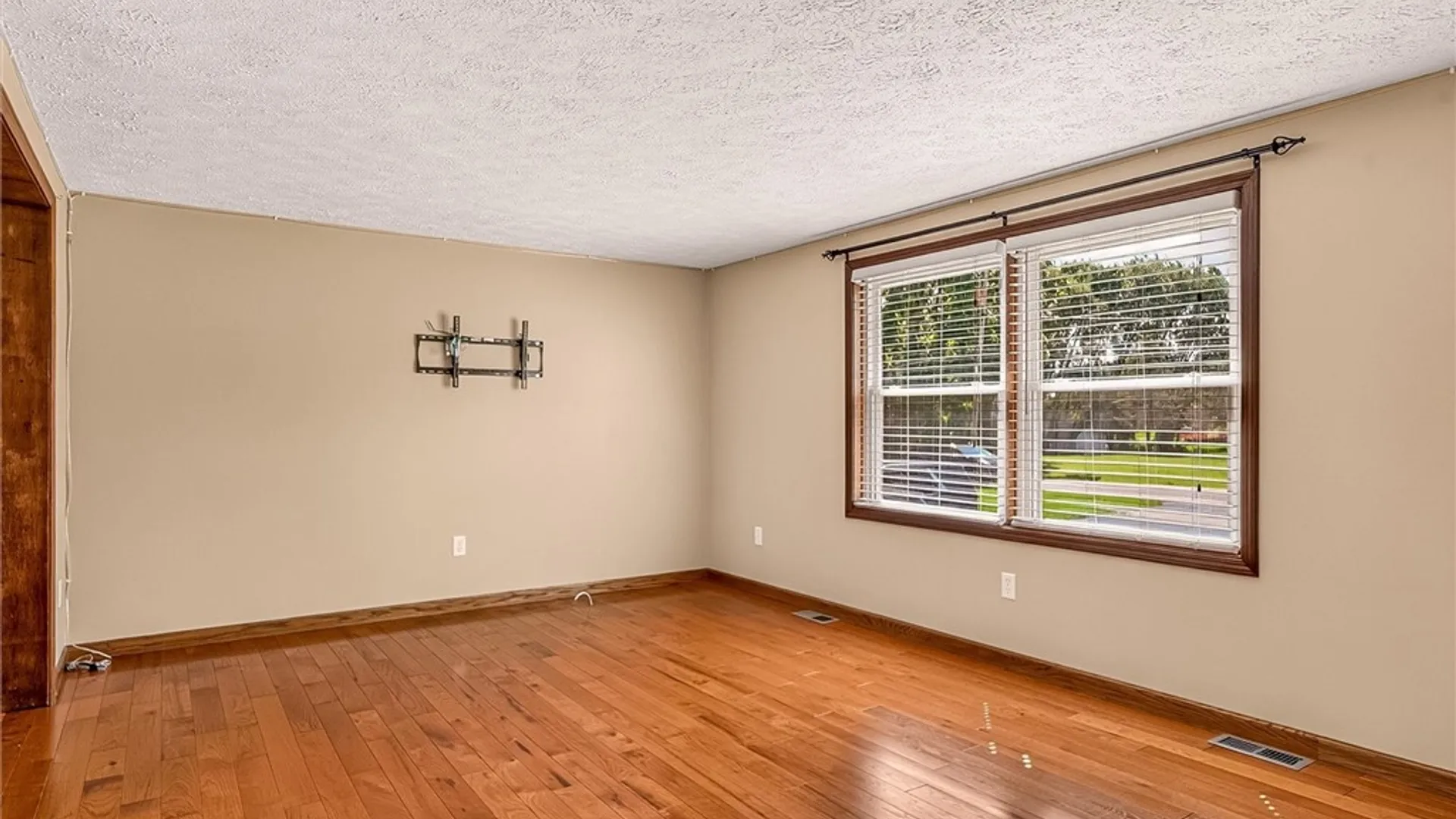 Property at 57 Pleasant Street, Leicester, NY 14481 10