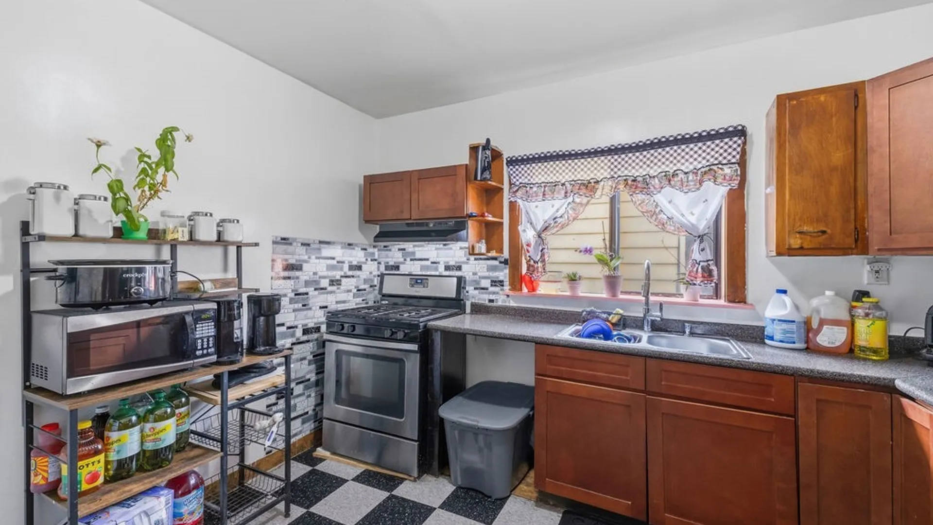 Property at 2870 Bailey Avenue, Buffalo, NY 14215 14