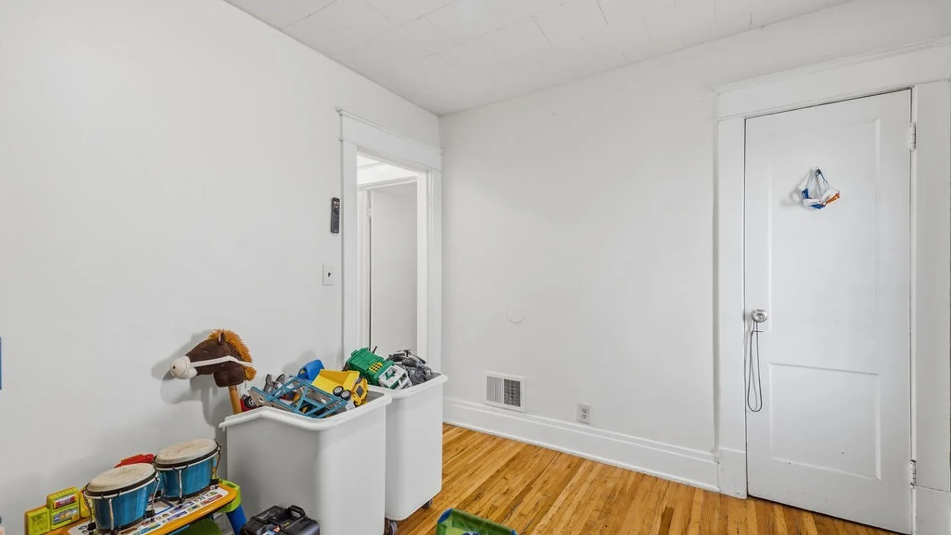Property at 2870 Bailey Avenue, Buffalo, NY 14215 20