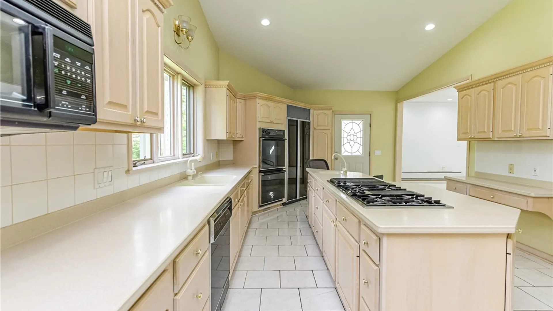 Property at 907 Pixley Road, Gates, NY 14624 11