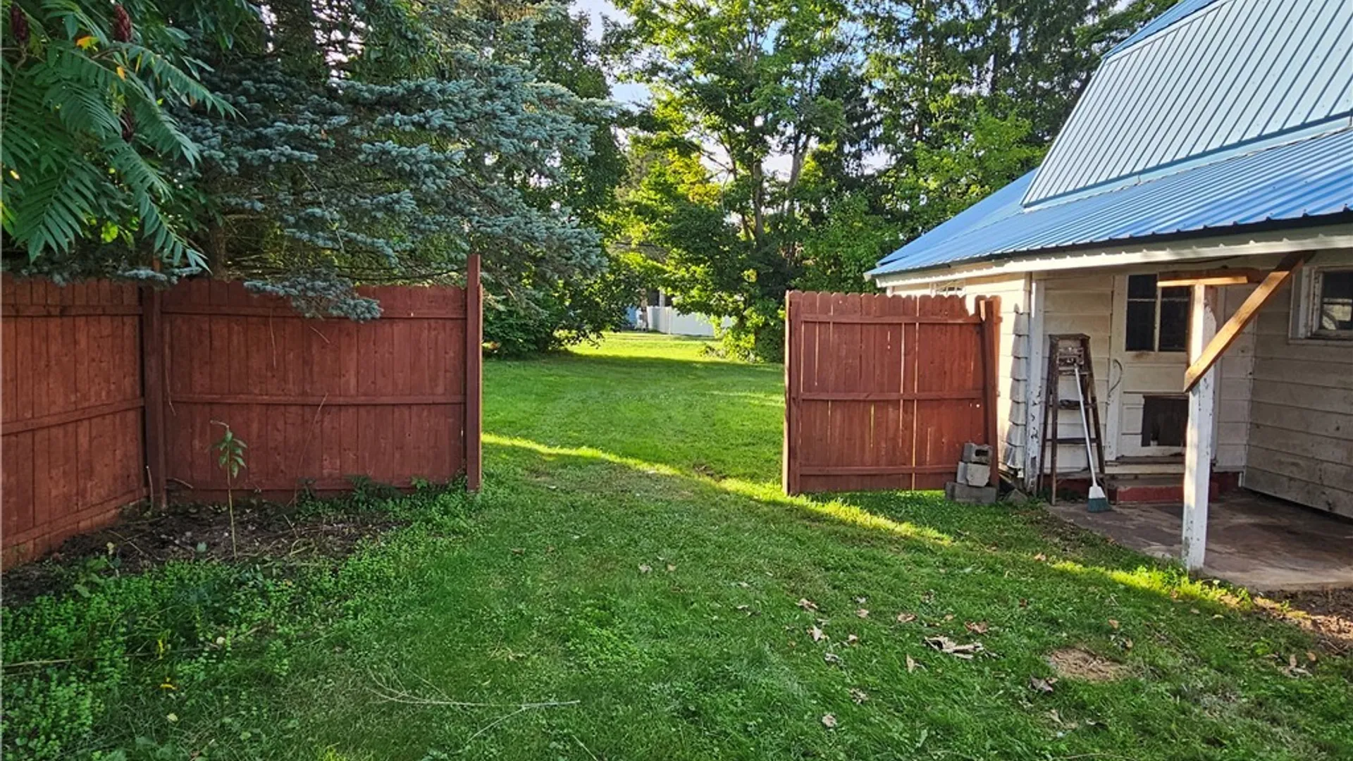 Property at 406 5th Avenue Extension, Frankfort, NY 13340 4