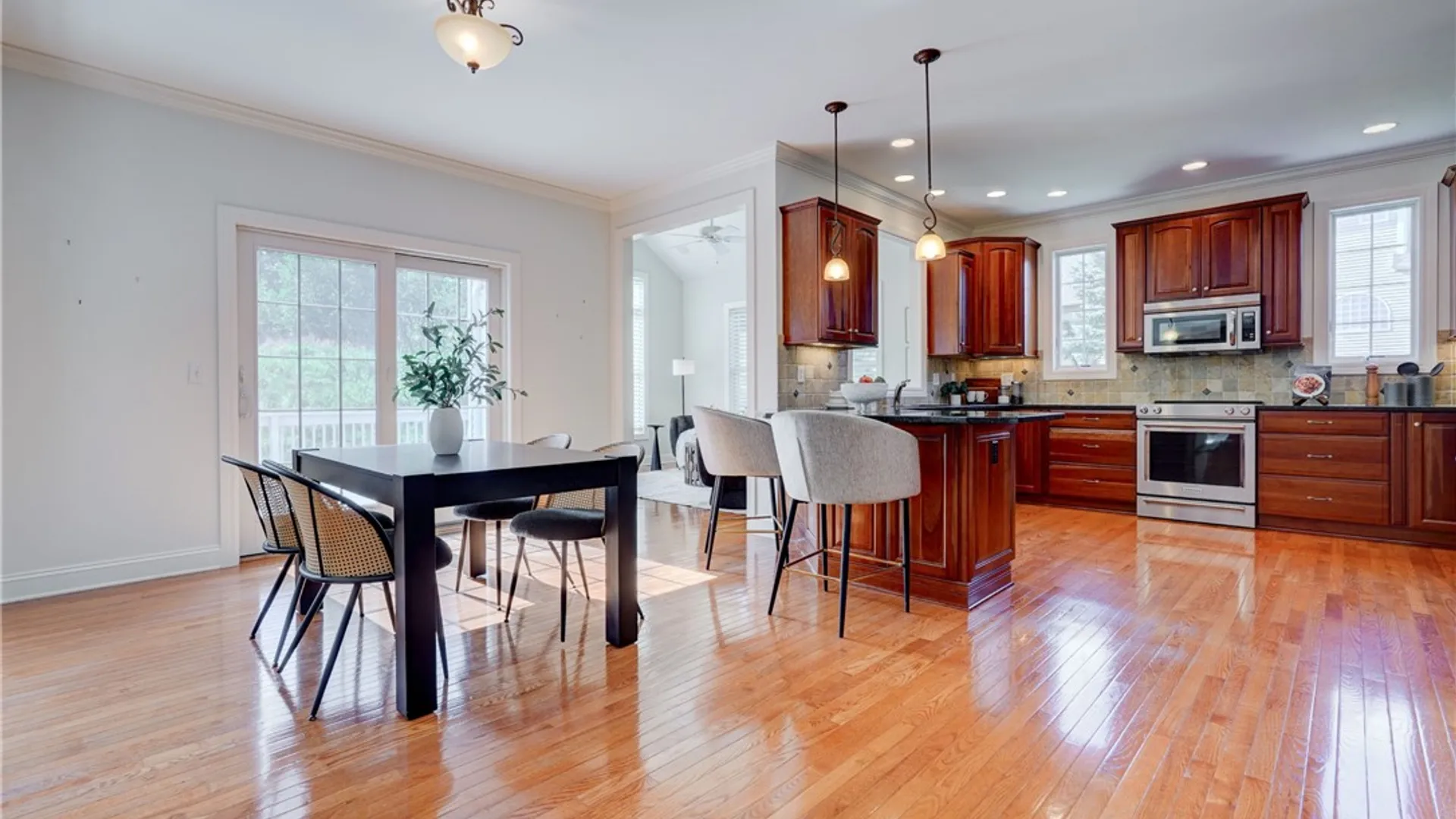 Property at 16 Nature View, Pittsford, NY 14534 10