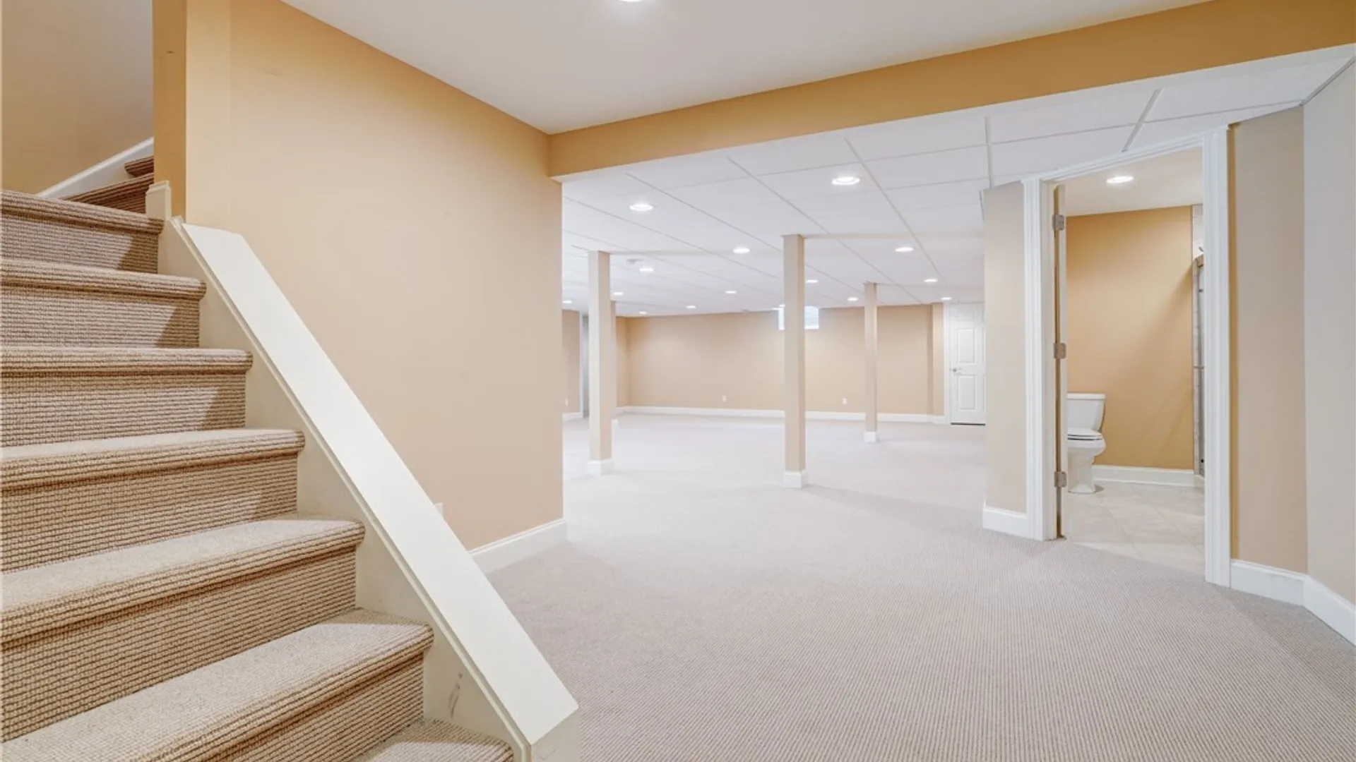 Property at 16 Nature View, Pittsford, NY 14534 38