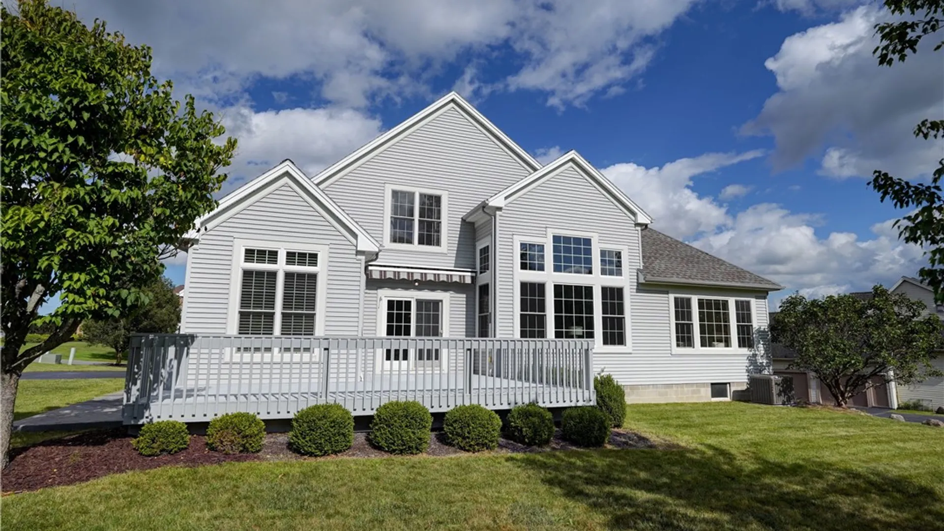 Property at 16 Nature View, Pittsford, NY 14534 3