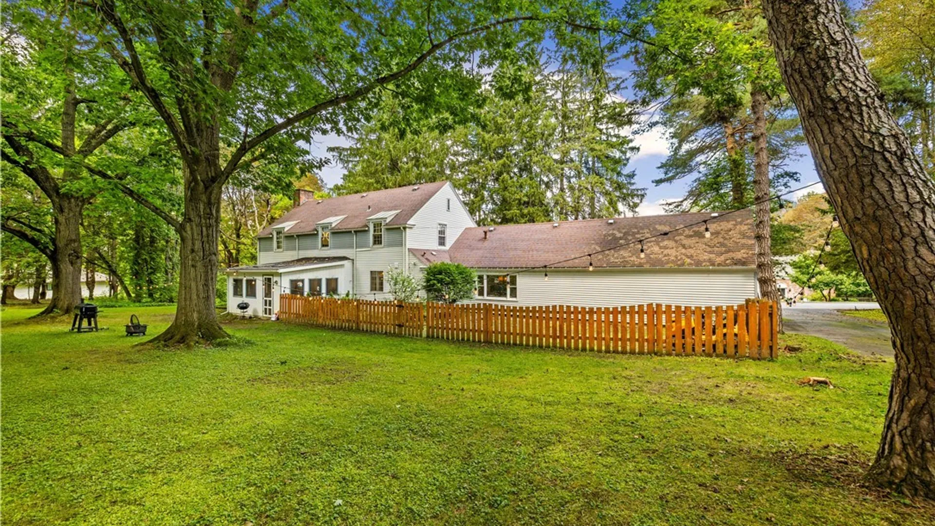 Property at 30 Jordan Road, New Hartford, NY 13413 4