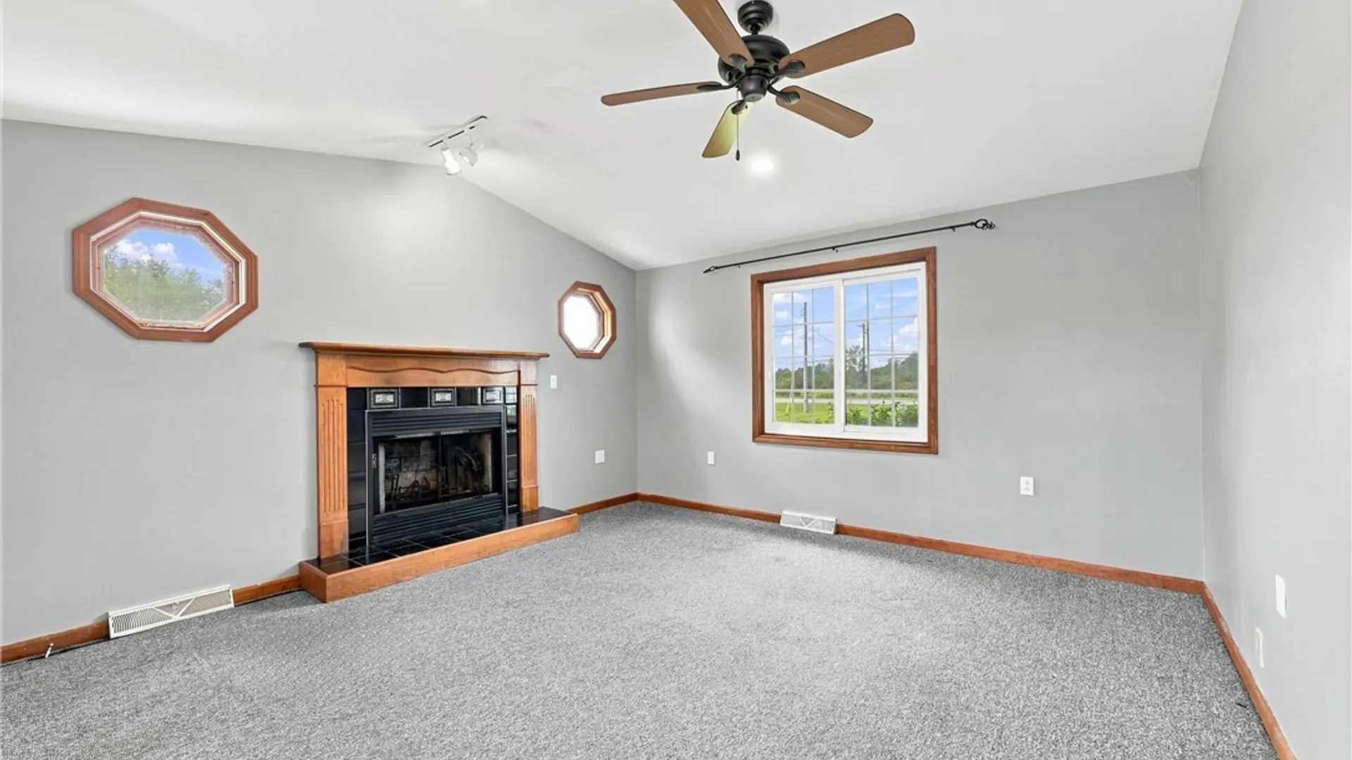 Property at 185 Exchange Street, Marilla, NY 14004 15
