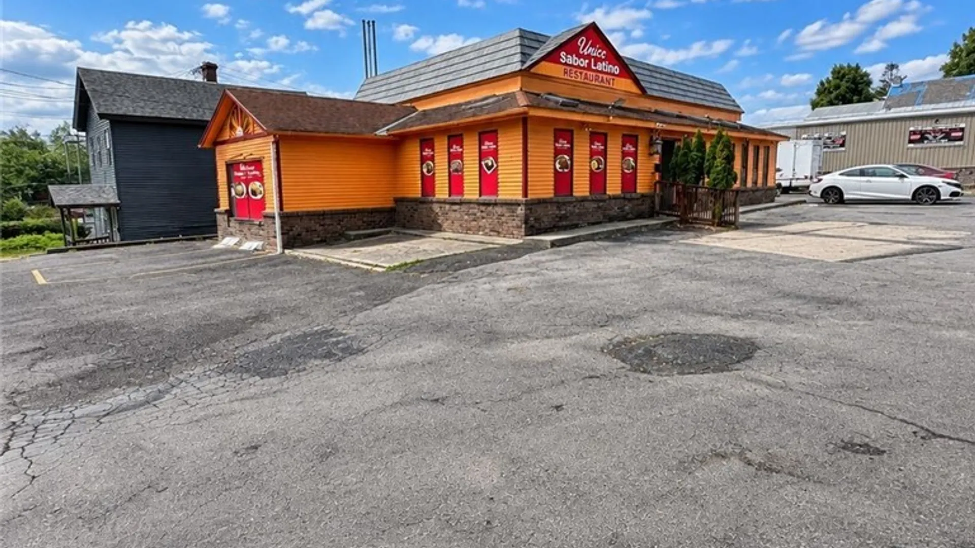 Property at 401 W Dominick Street, Rome, NY 13440 3