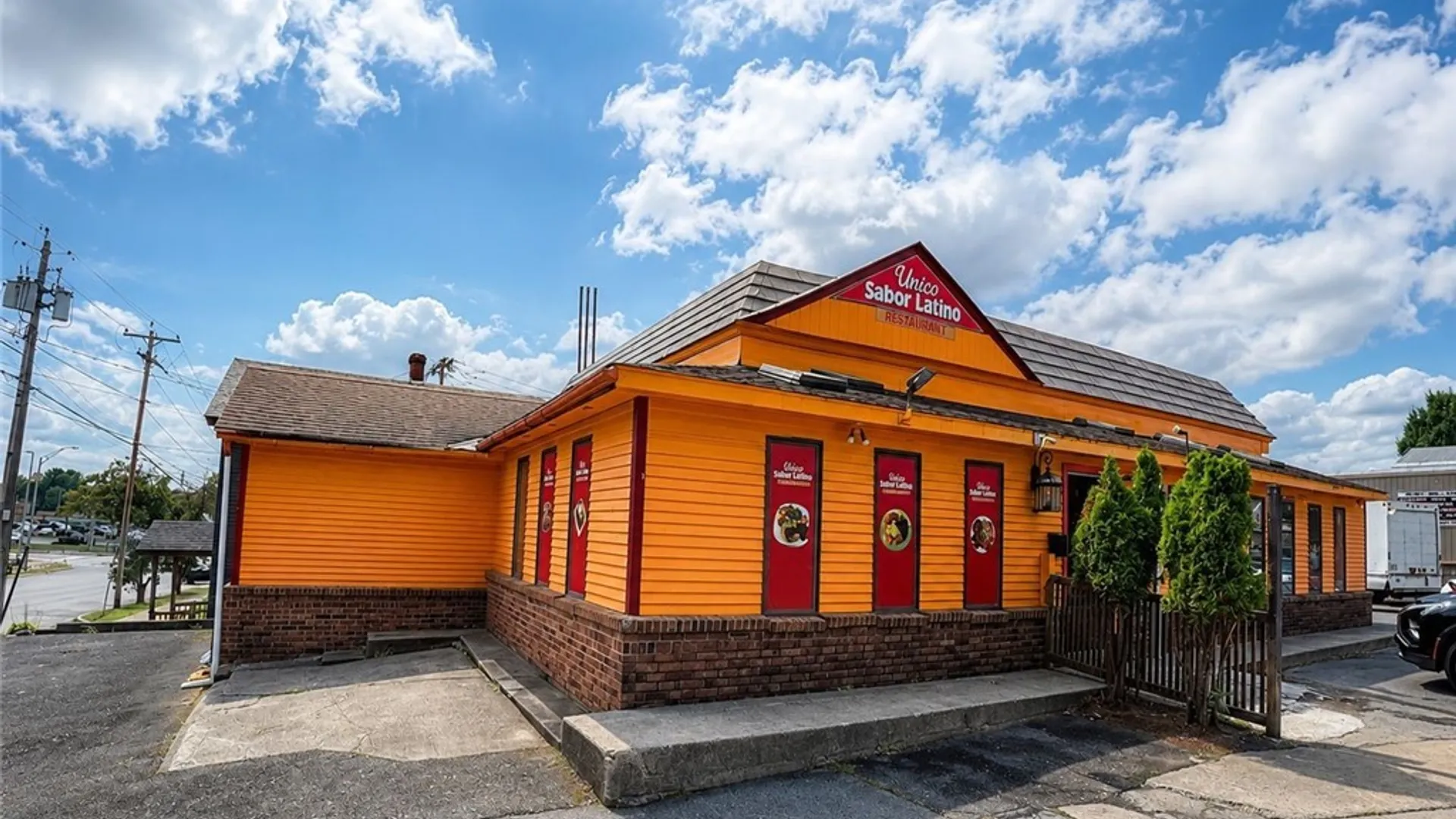 Property at 401 W Dominick Street, Rome, NY 13440 4