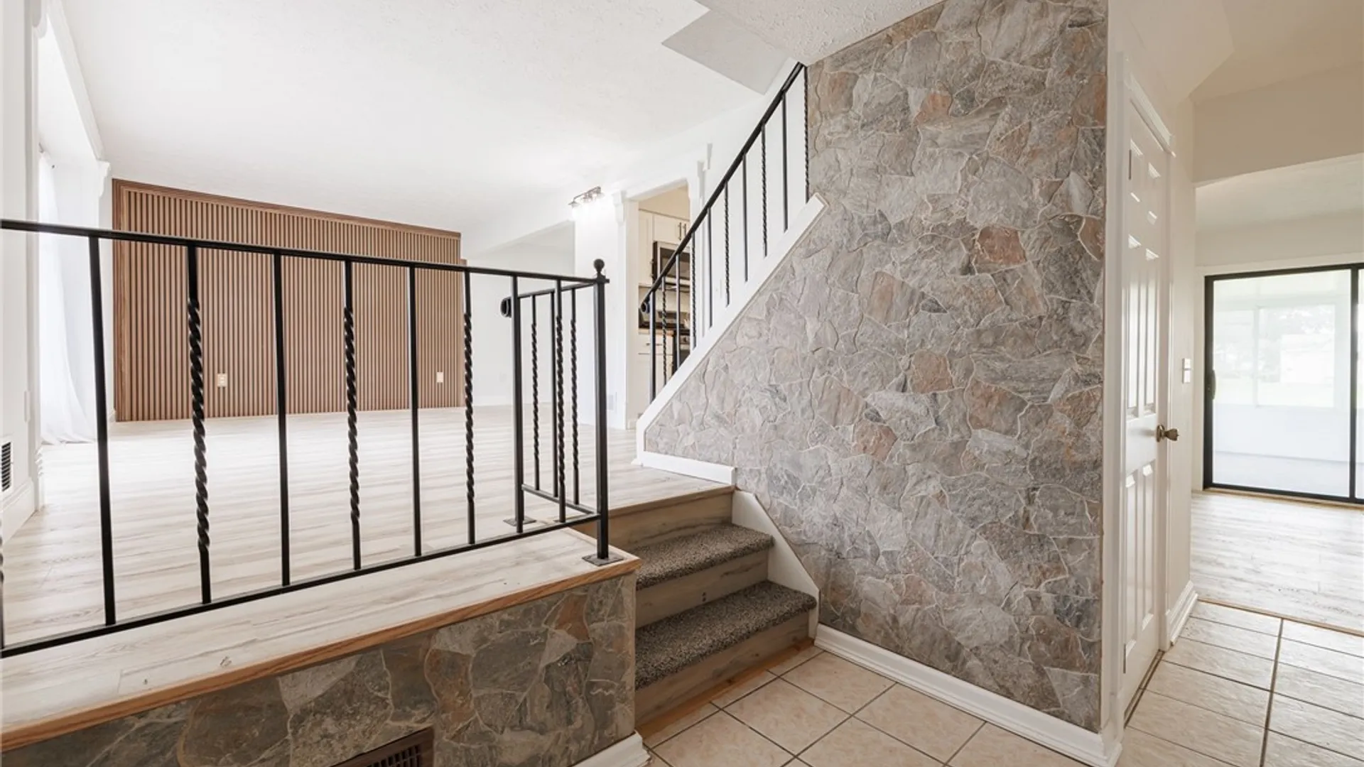 Property at 130 Troutbeck Lane, Greece, NY 14626 4
