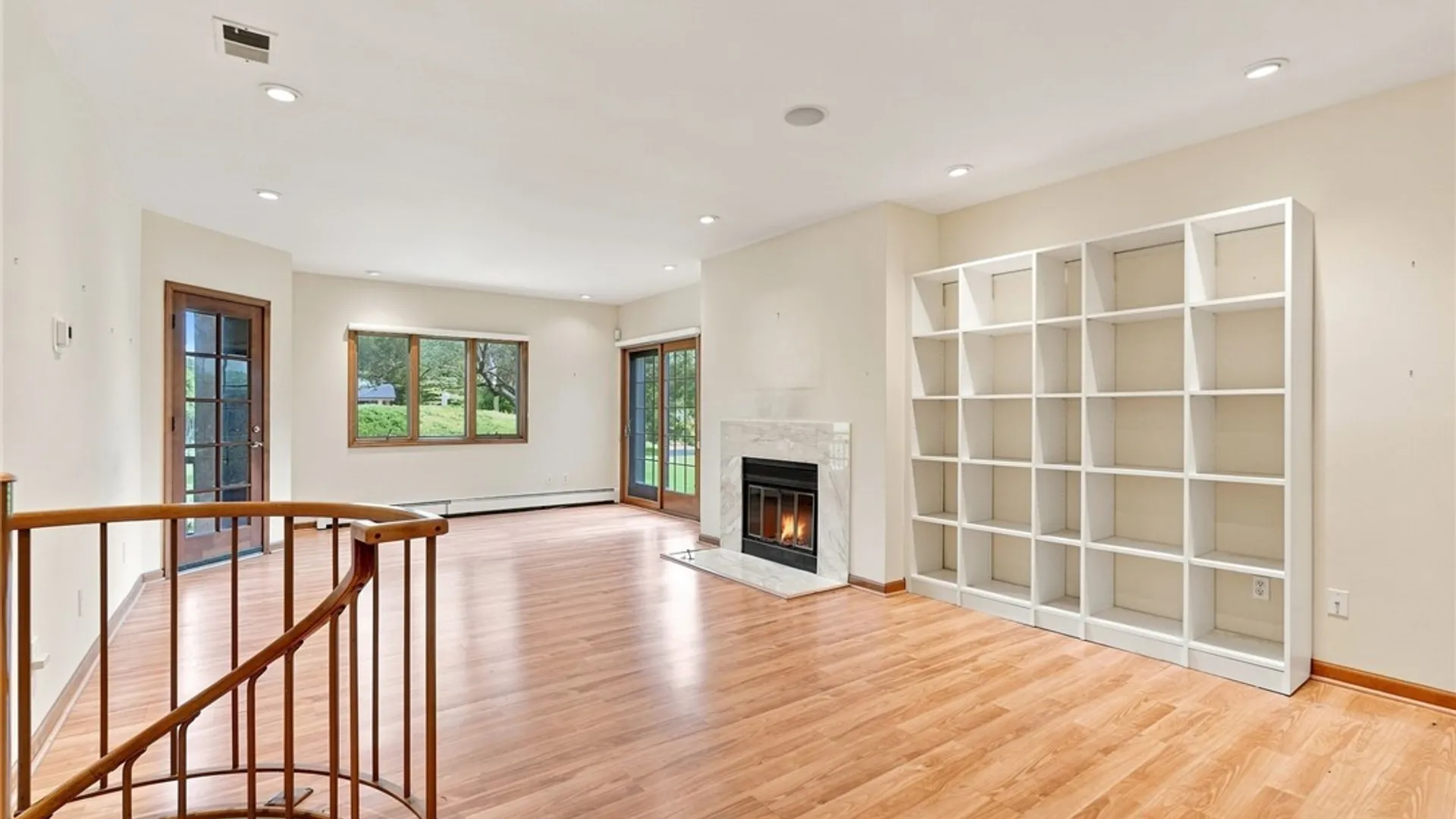 Property at 190 Castlebrook Lane, Amherst, NY 14221 13