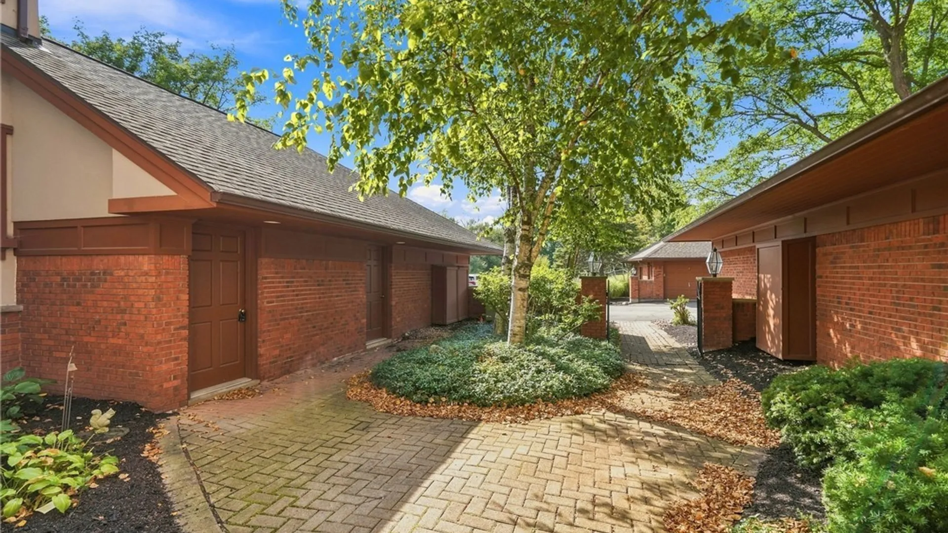 Property at 190 Castlebrook Lane, Amherst, NY 14221 47