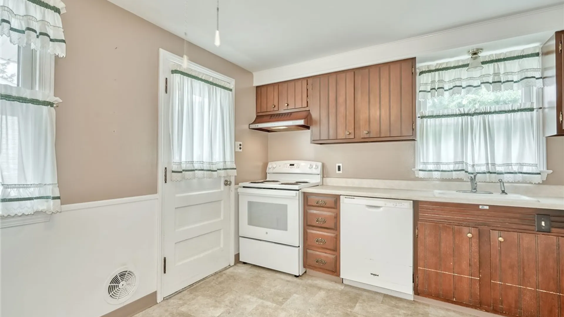 Property at 239 Fielding Road, Greece, NY 14626 4