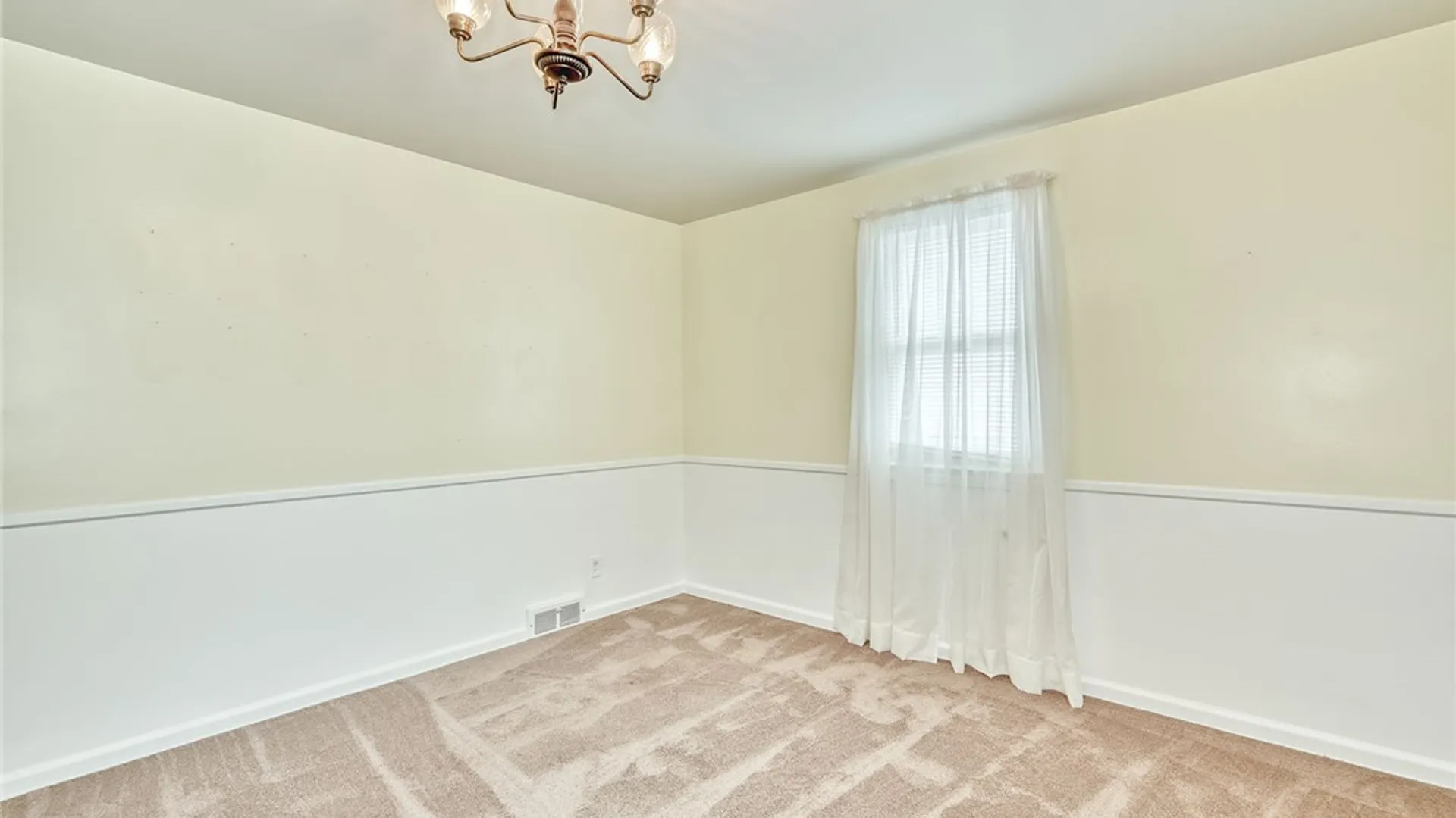 Property at 239 Fielding Road, Greece, NY 14626 13