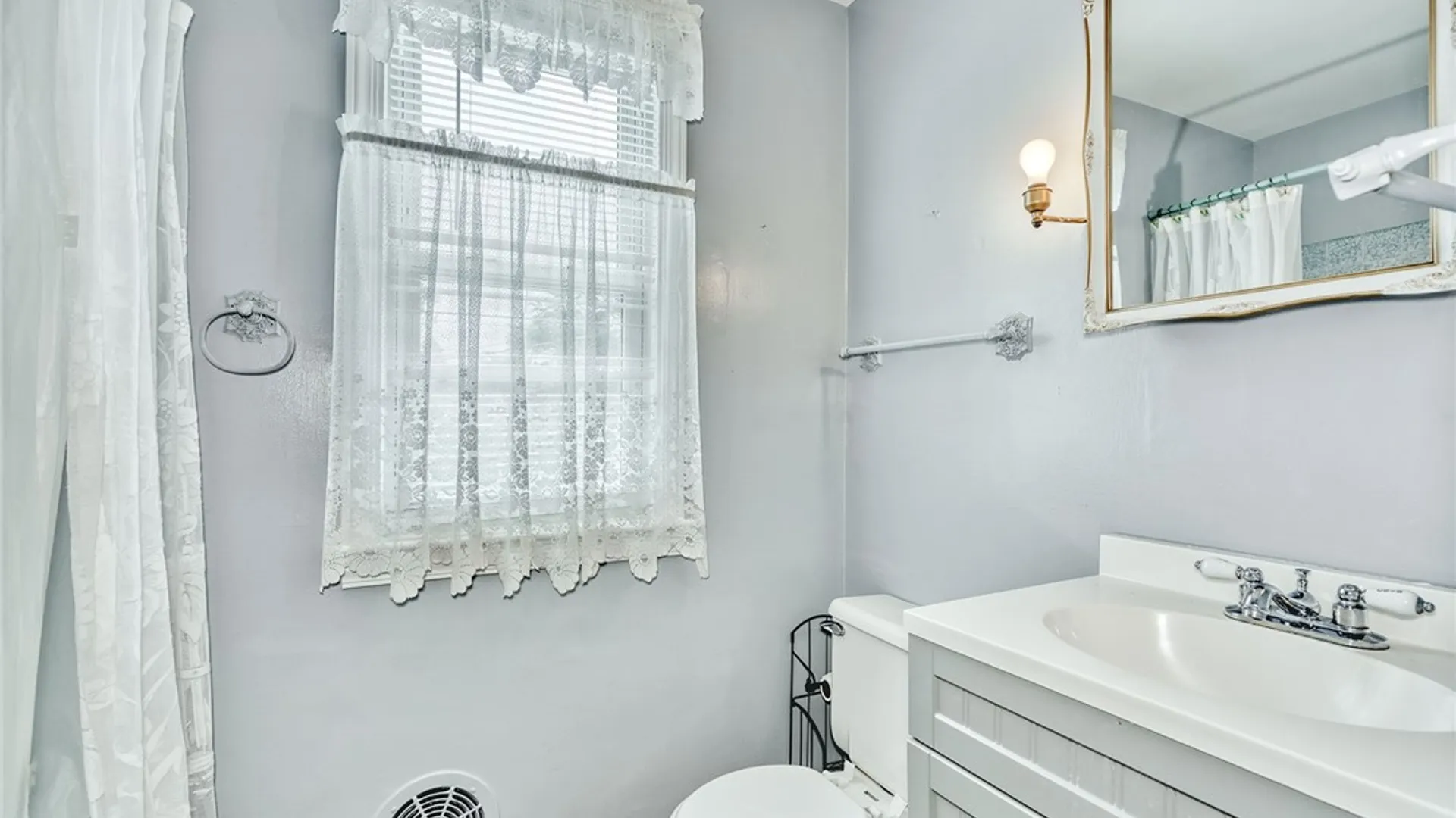 Property at 239 Fielding Road, Greece, NY 14626 17
