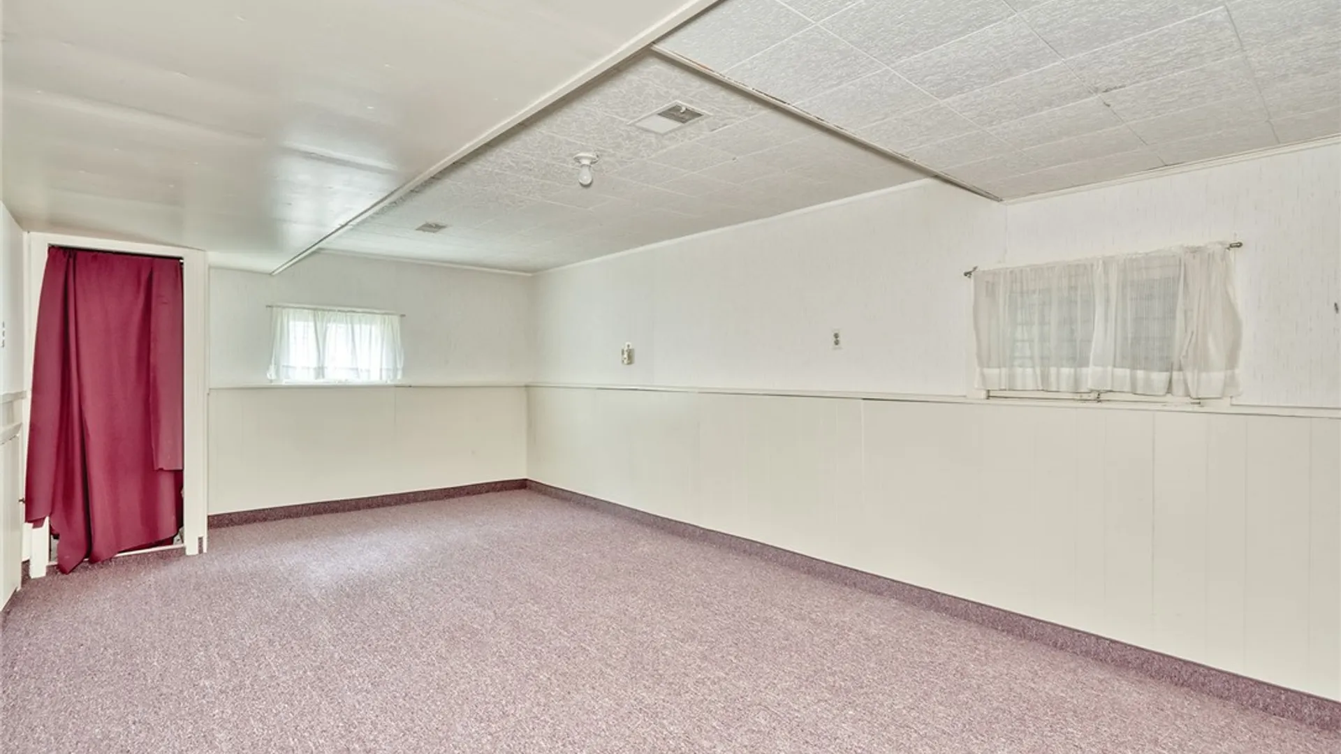 Property at 239 Fielding Road, Greece, NY 14626 24