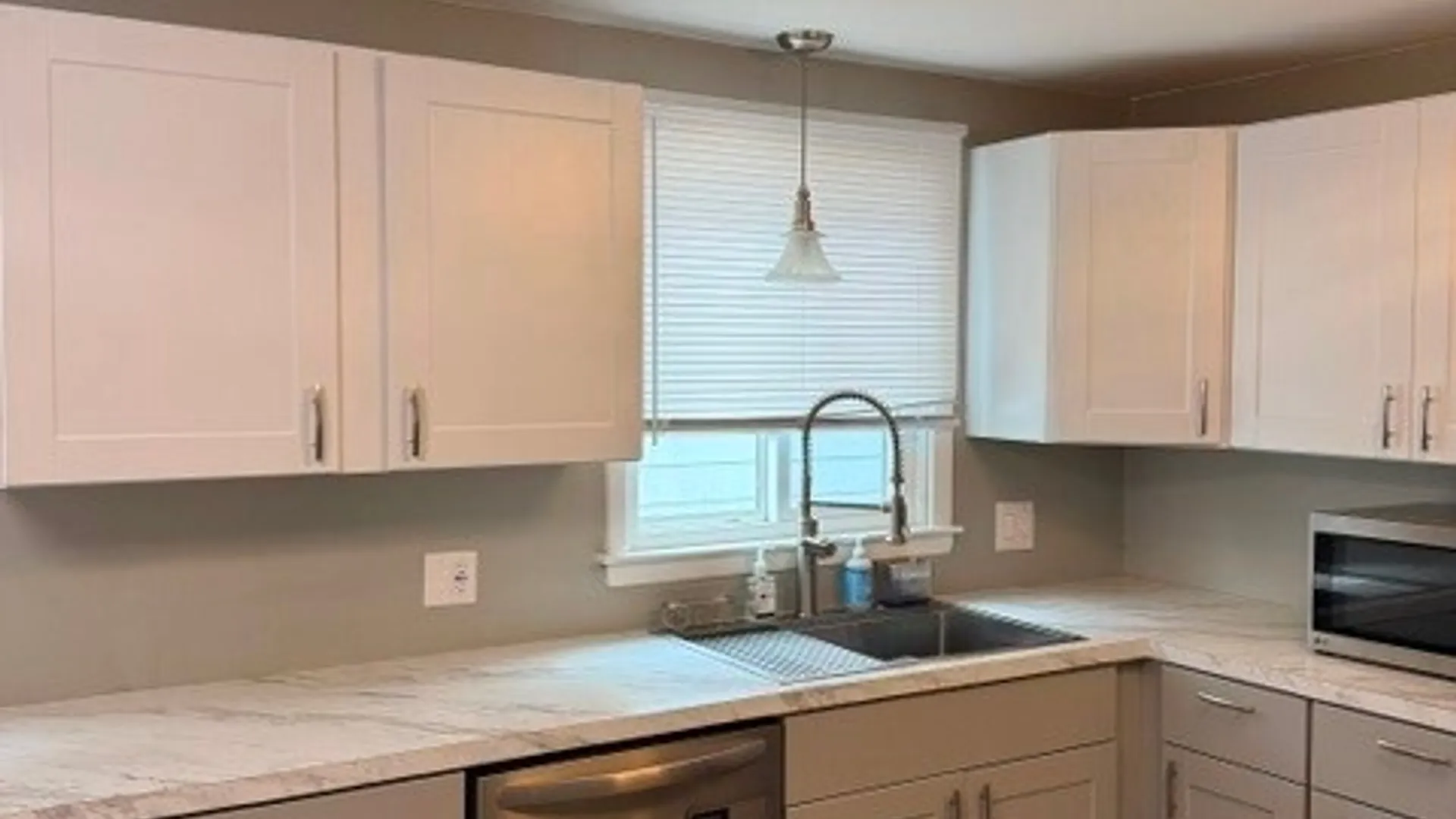 Property at 440 University Avenue [Lower Unit], Tonawanda, NY 14223 11