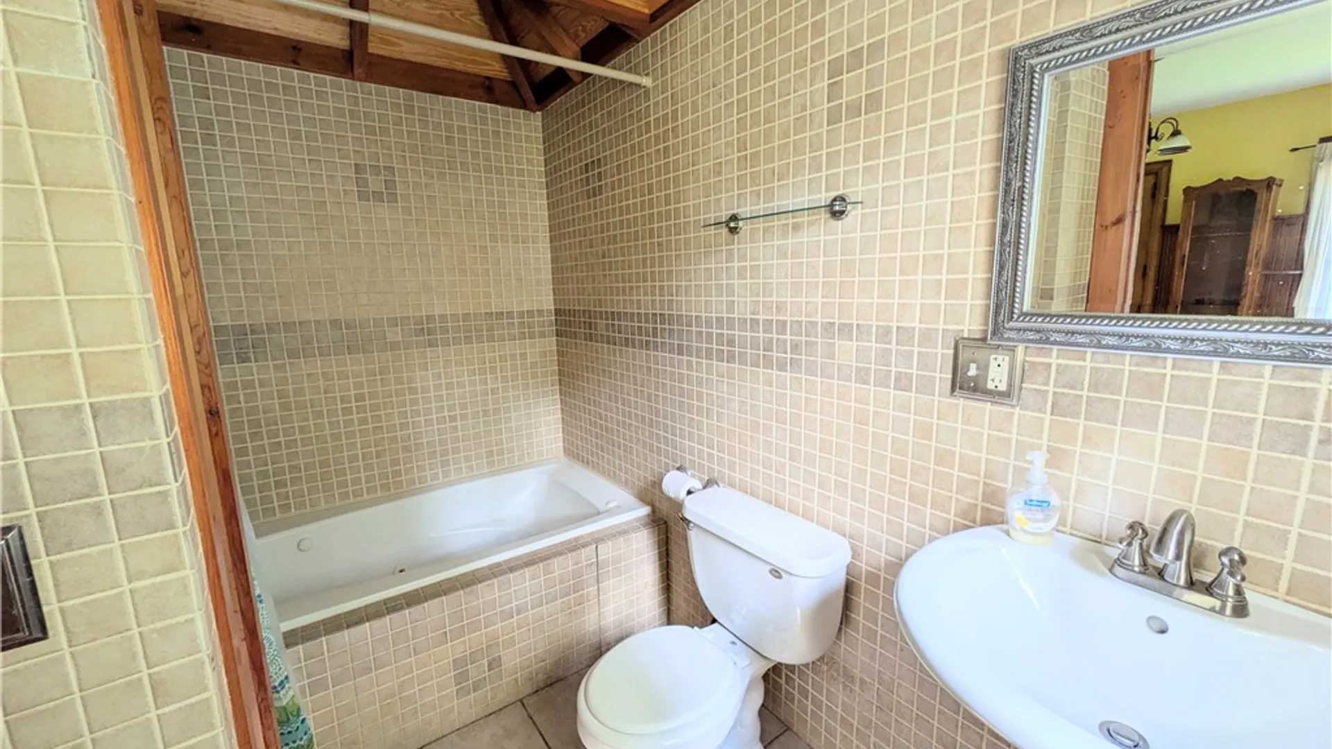 Property at 28647 State Route 23, Harpersfield, NY 13786 23