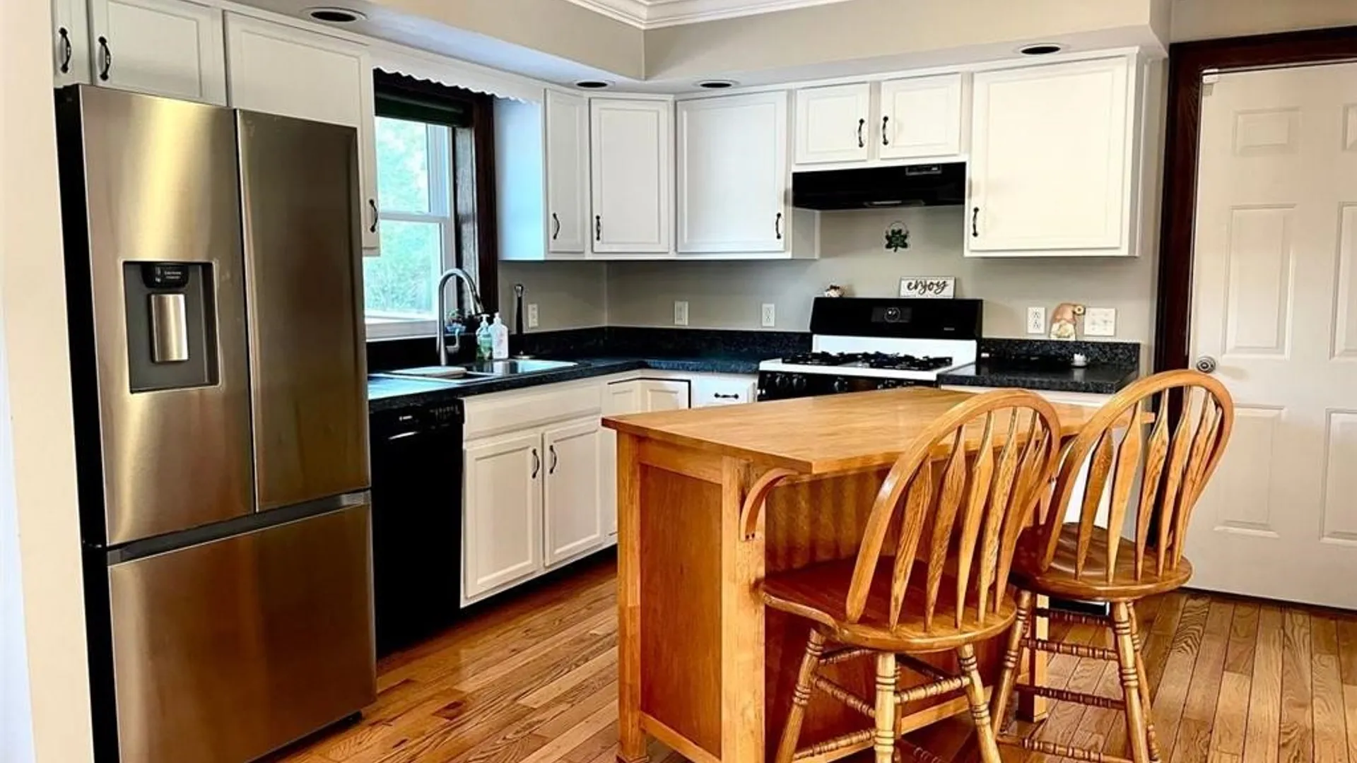 Property at 20 Bowen Street, Auburn, NY 13021 5