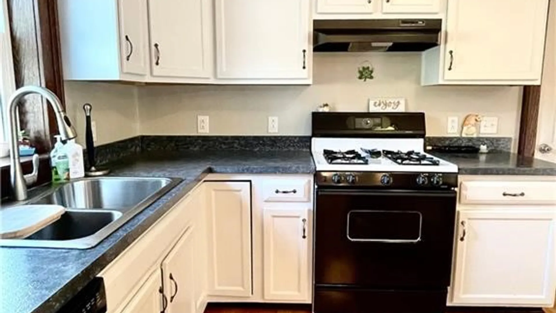 Property at 20 Bowen Street, Auburn, NY 13021 7