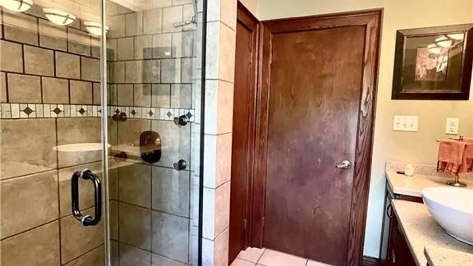 Property at 20 Bowen Street, Auburn, NY 13021 14