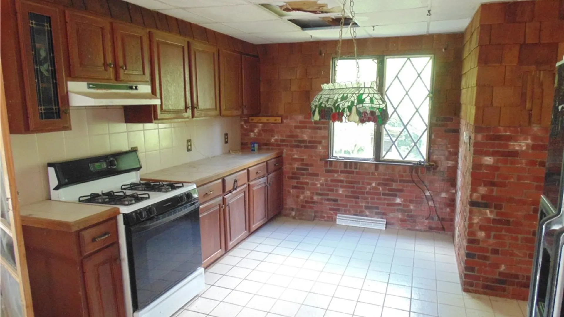 Property at 33 Olin Avenue, Perry, NY 14530 9