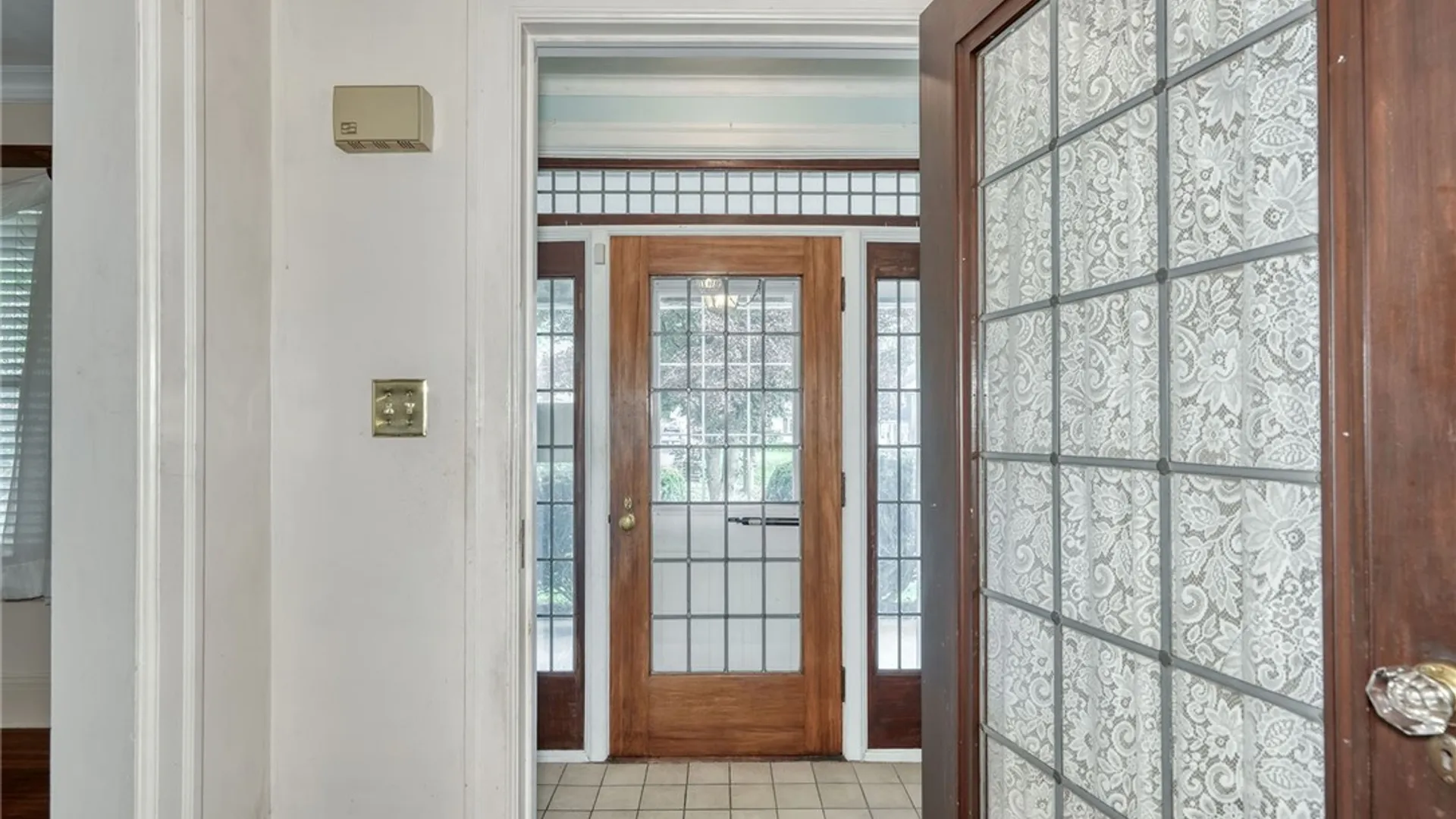 Property at 641 Flower City Park, Rochester, NY 14615 4